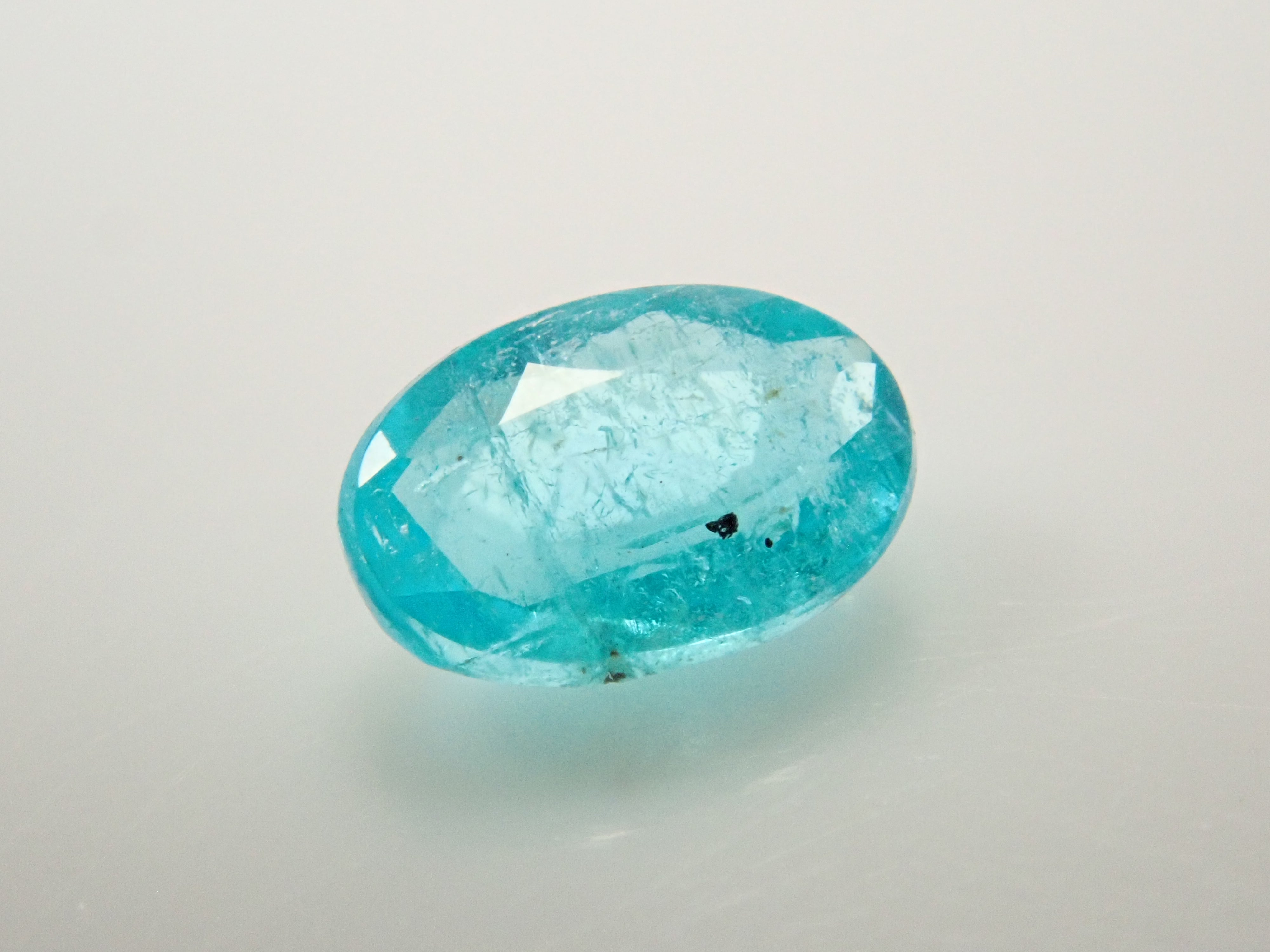 【1/9 22時販売】ブラジル産パライバトルマリン 0.115ctルース（CuO:2.0%,MnO:0.6%）