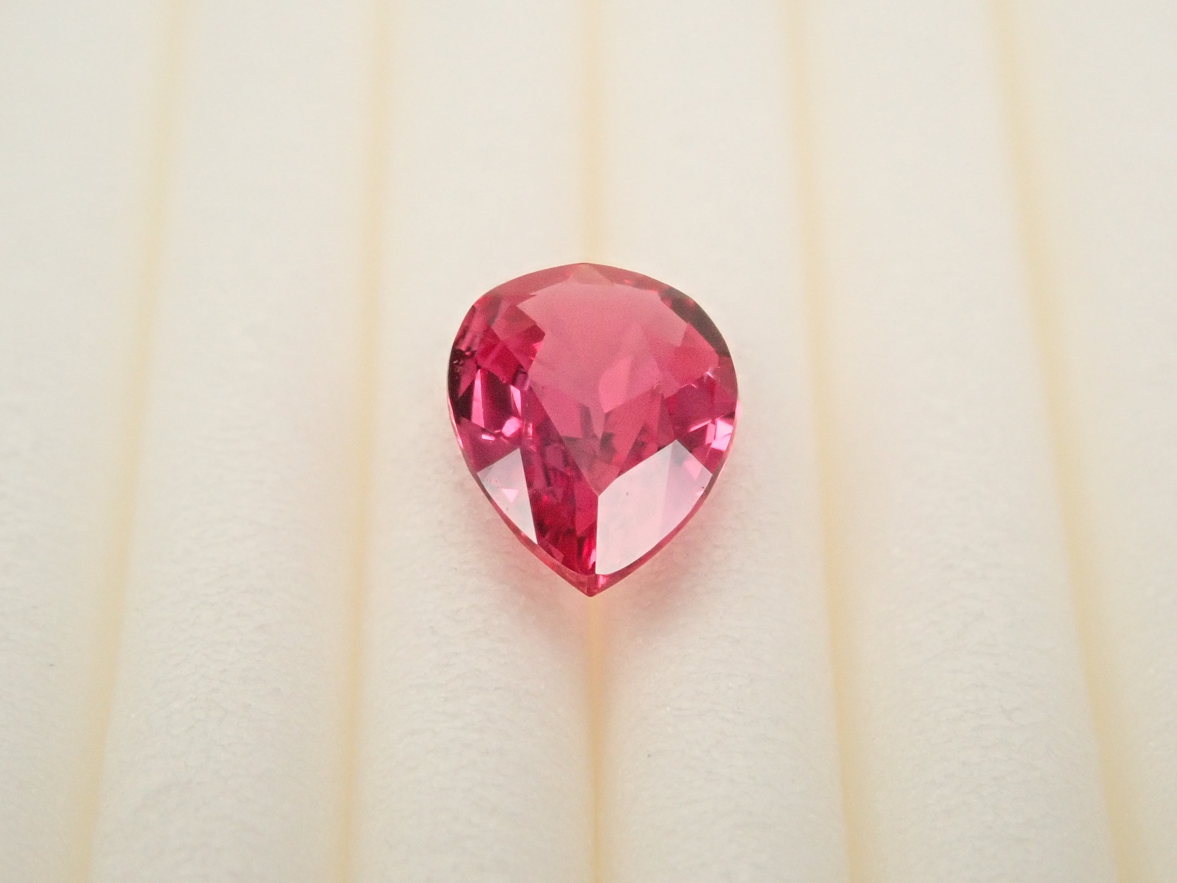 【1/10 22時販売】非加熱ピジョンブラッドルビー  0.710ctルース AIGS