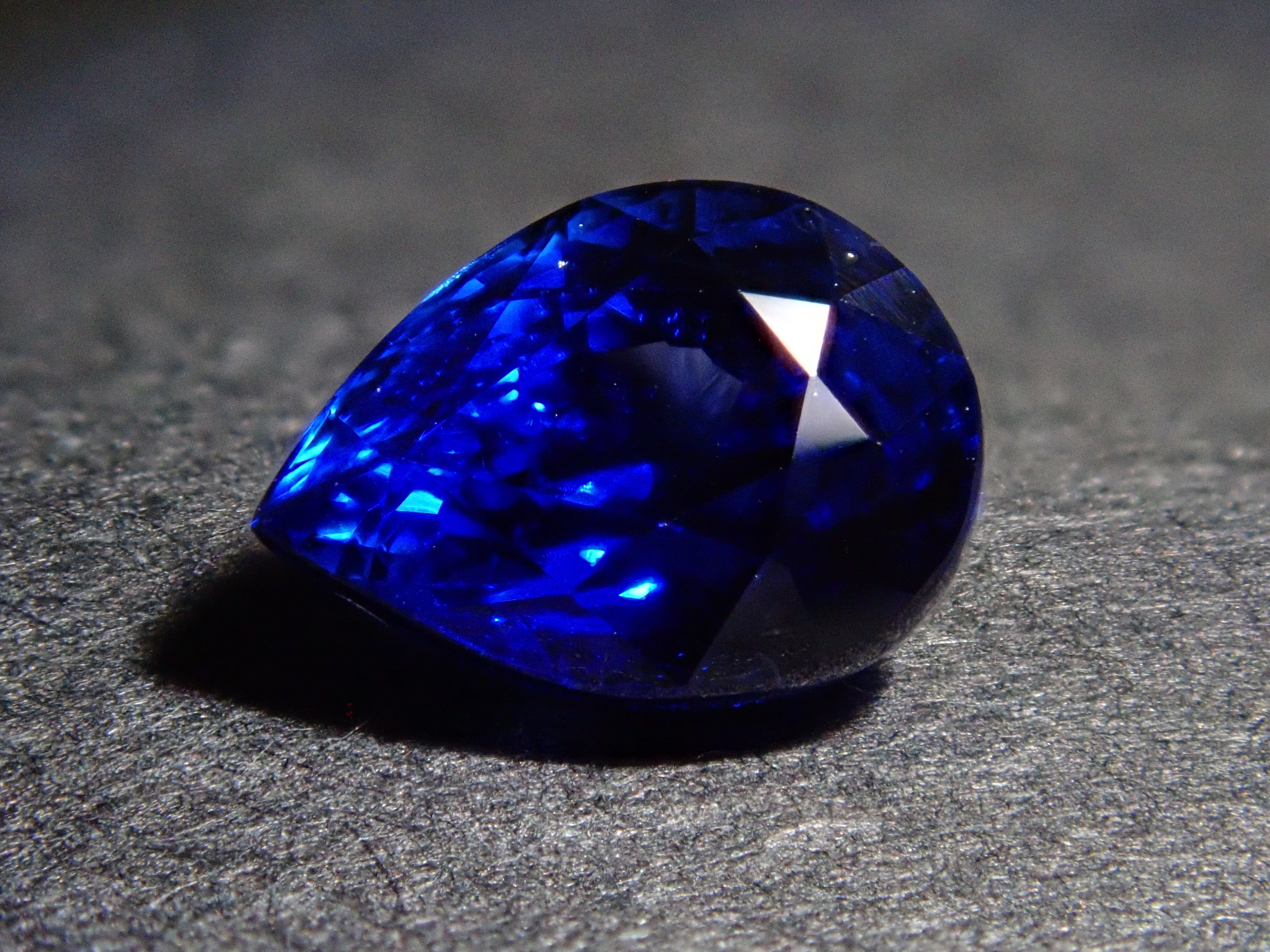 【1/1 22時販売】ロイヤルブルーサファイア 1.00ctルース AIGS