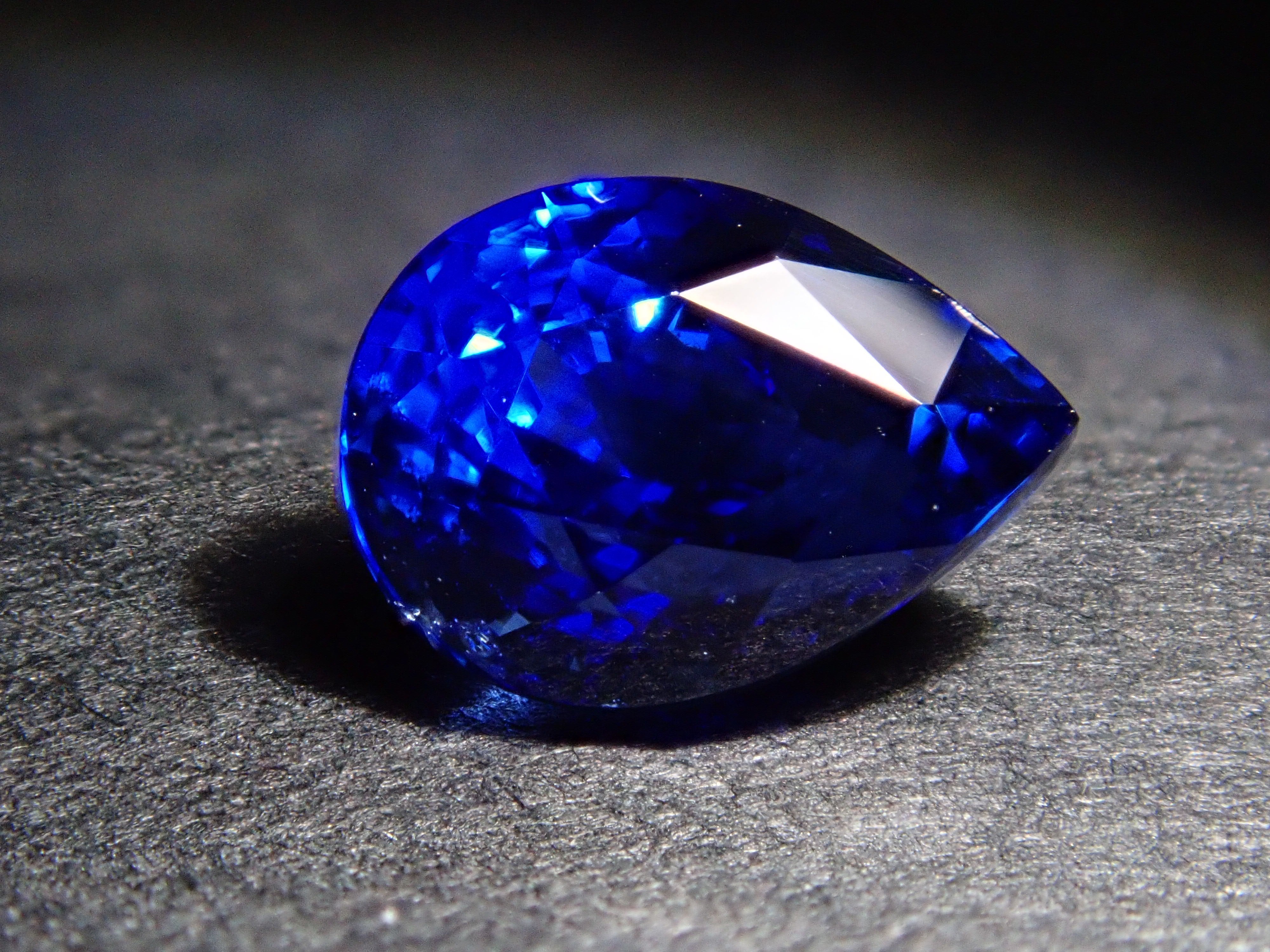 【1/1 22時販売】ロイヤルブルーサファイア 1.00ctルース AIGS