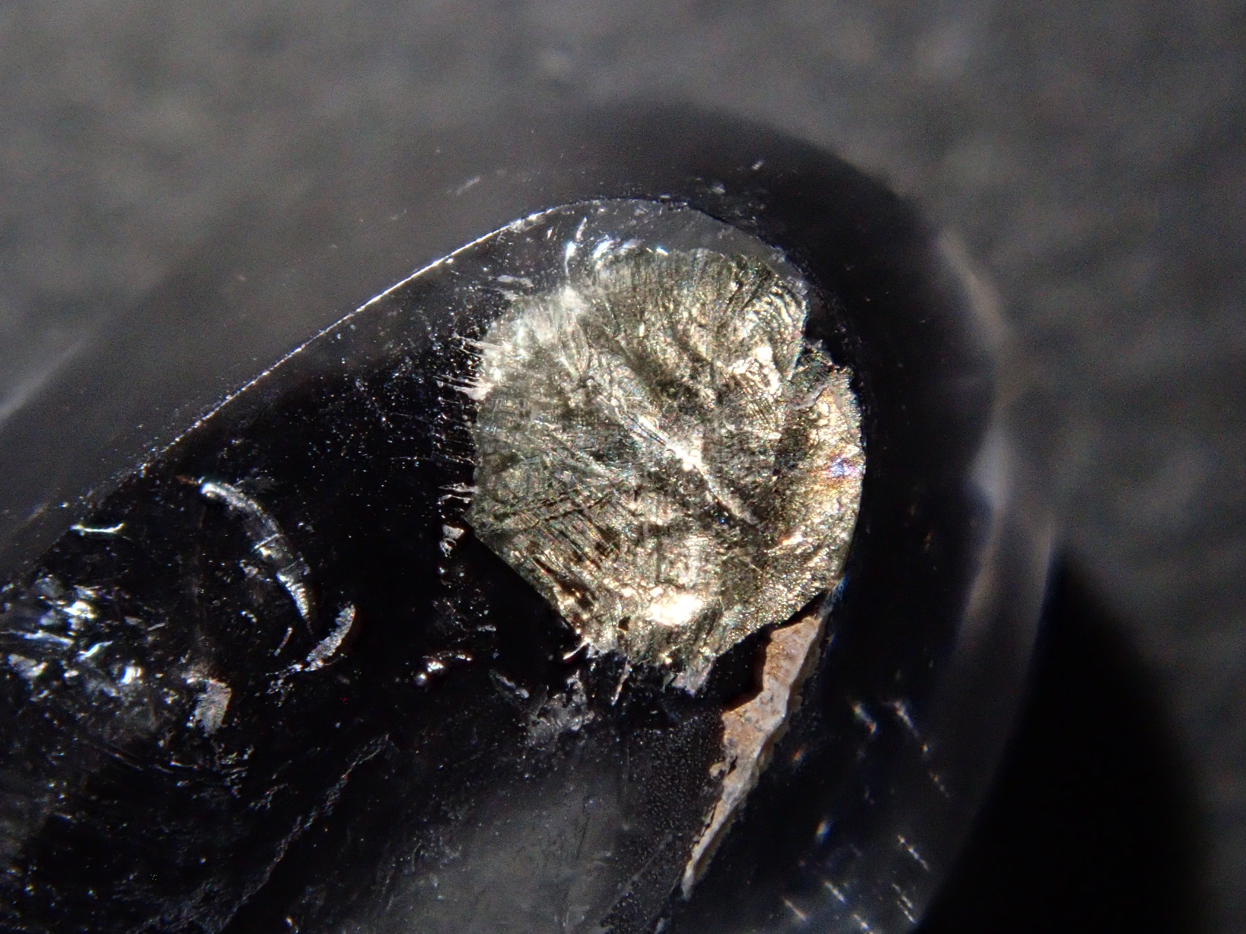 【12/30 22時販売】ブラジル産パイライトインクォーツ 4.153ctルース