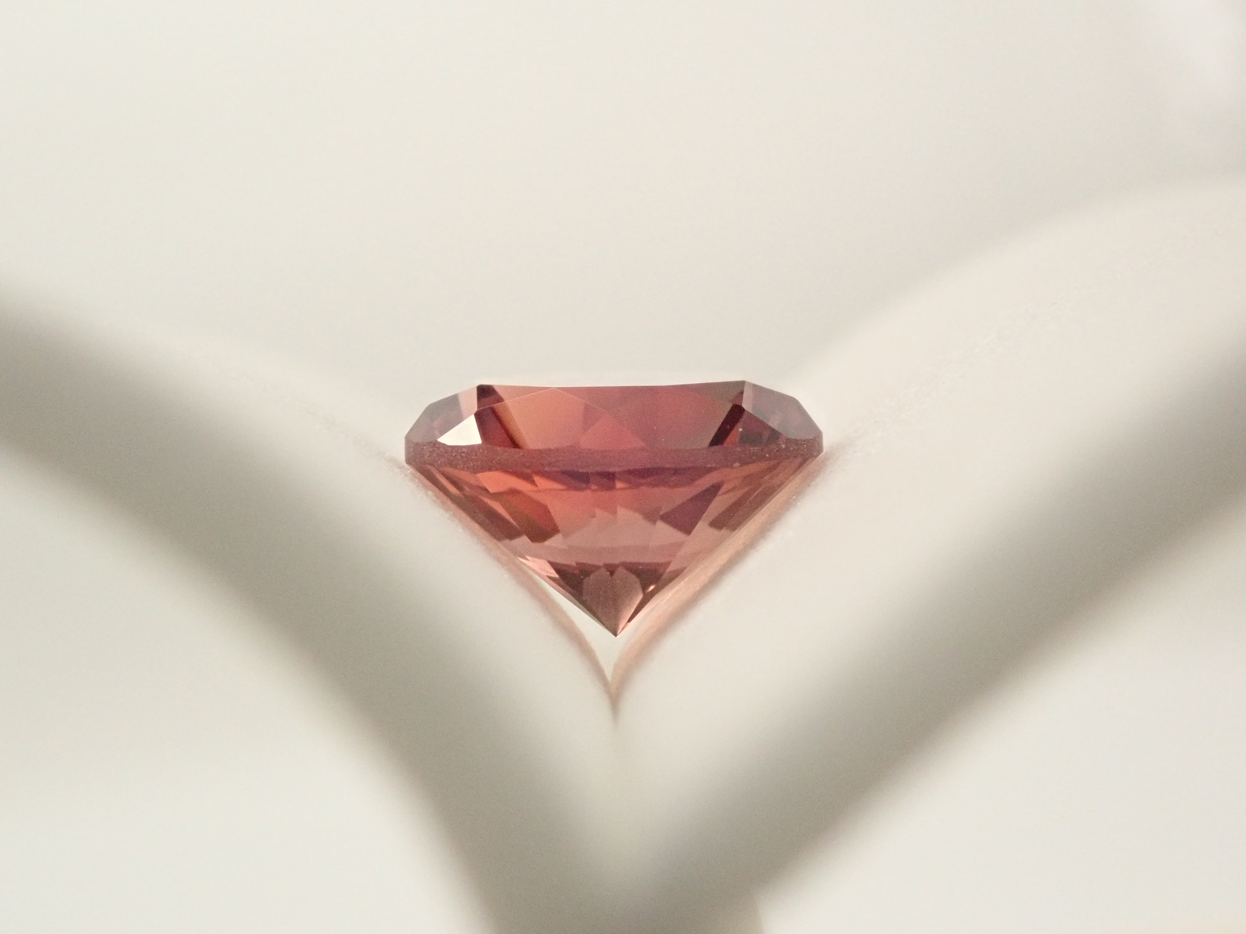 Sakura Cut] Mongolian Andesine 8.0mm/1.652ct Loose Stone