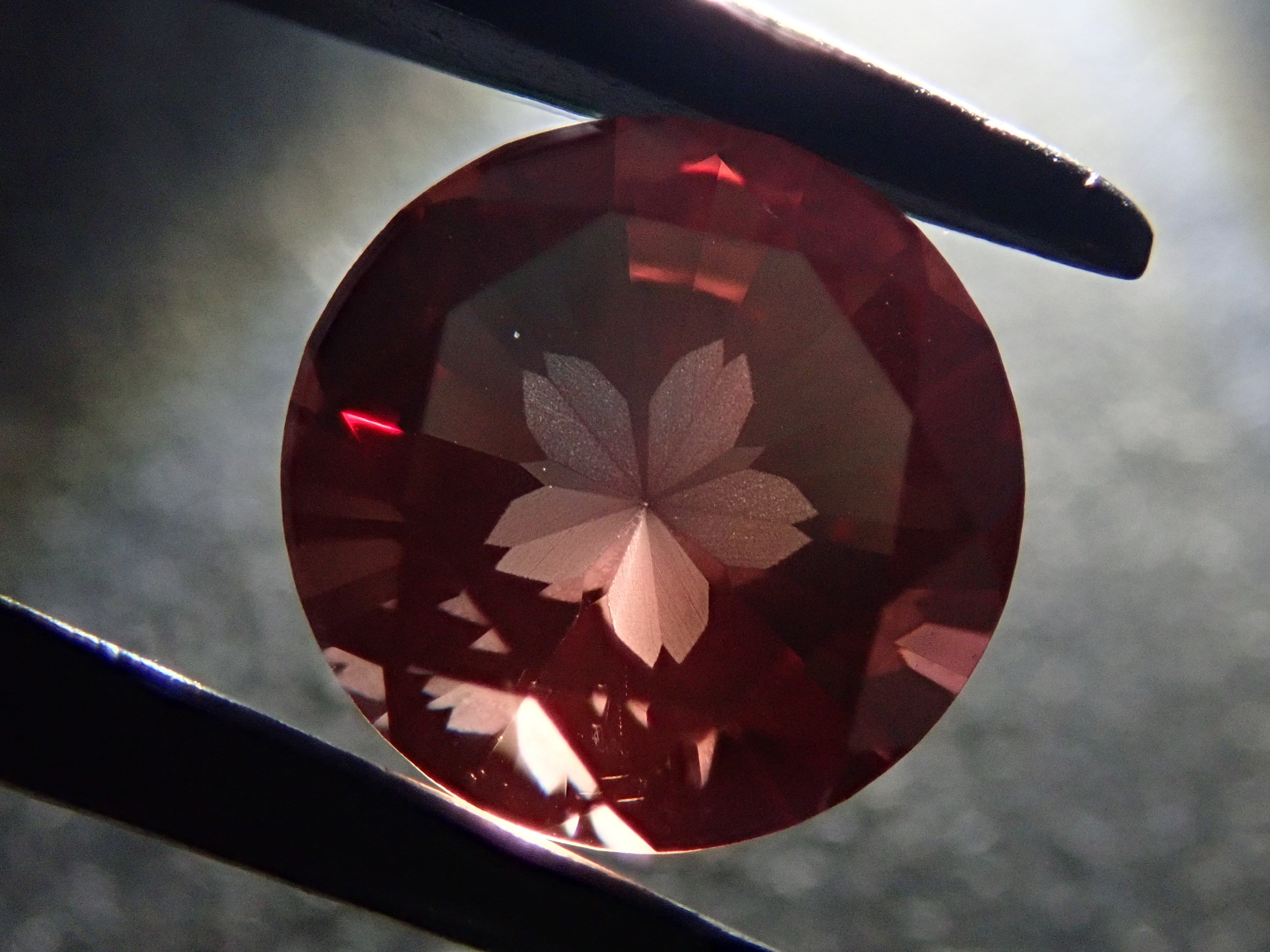 【さくらインカット】モンゴル産アンデシン 8.0mm/1.652ctルース