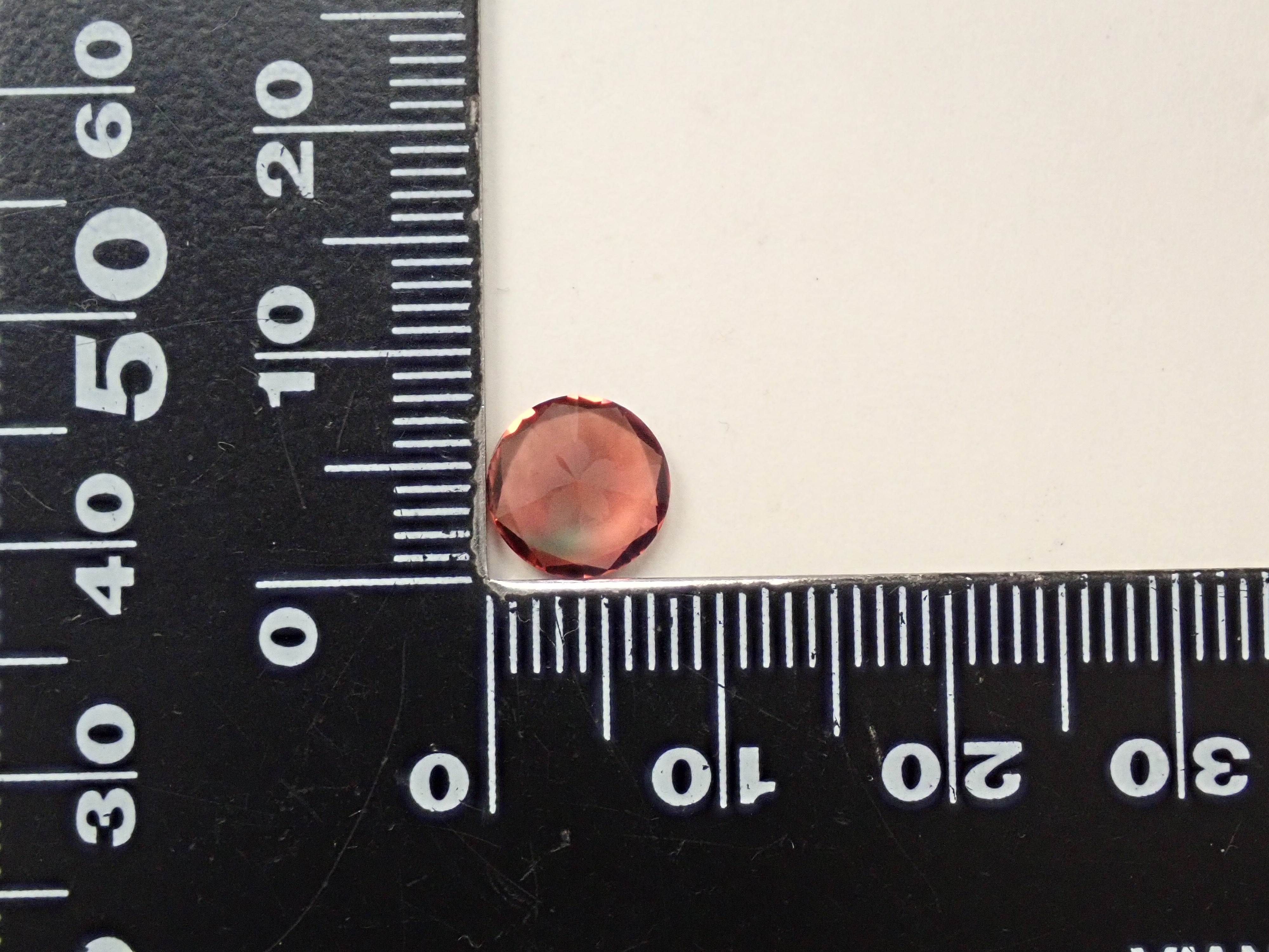 さくらインカット】モンゴル産アンデシン 8.0mm/1.652ctルース