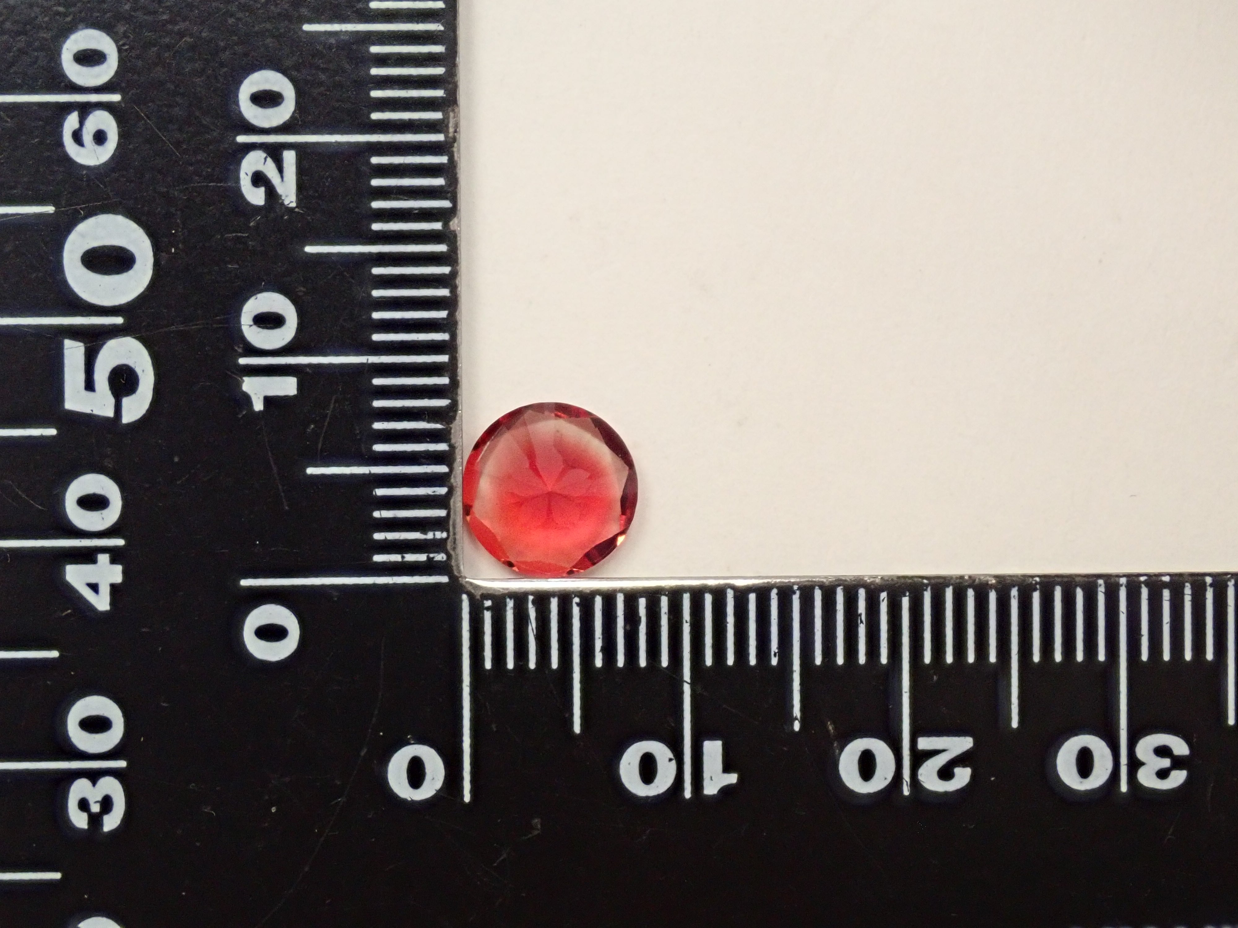 さくらインカット】チベット産アンデシン 8.0mm/1.366ctルース