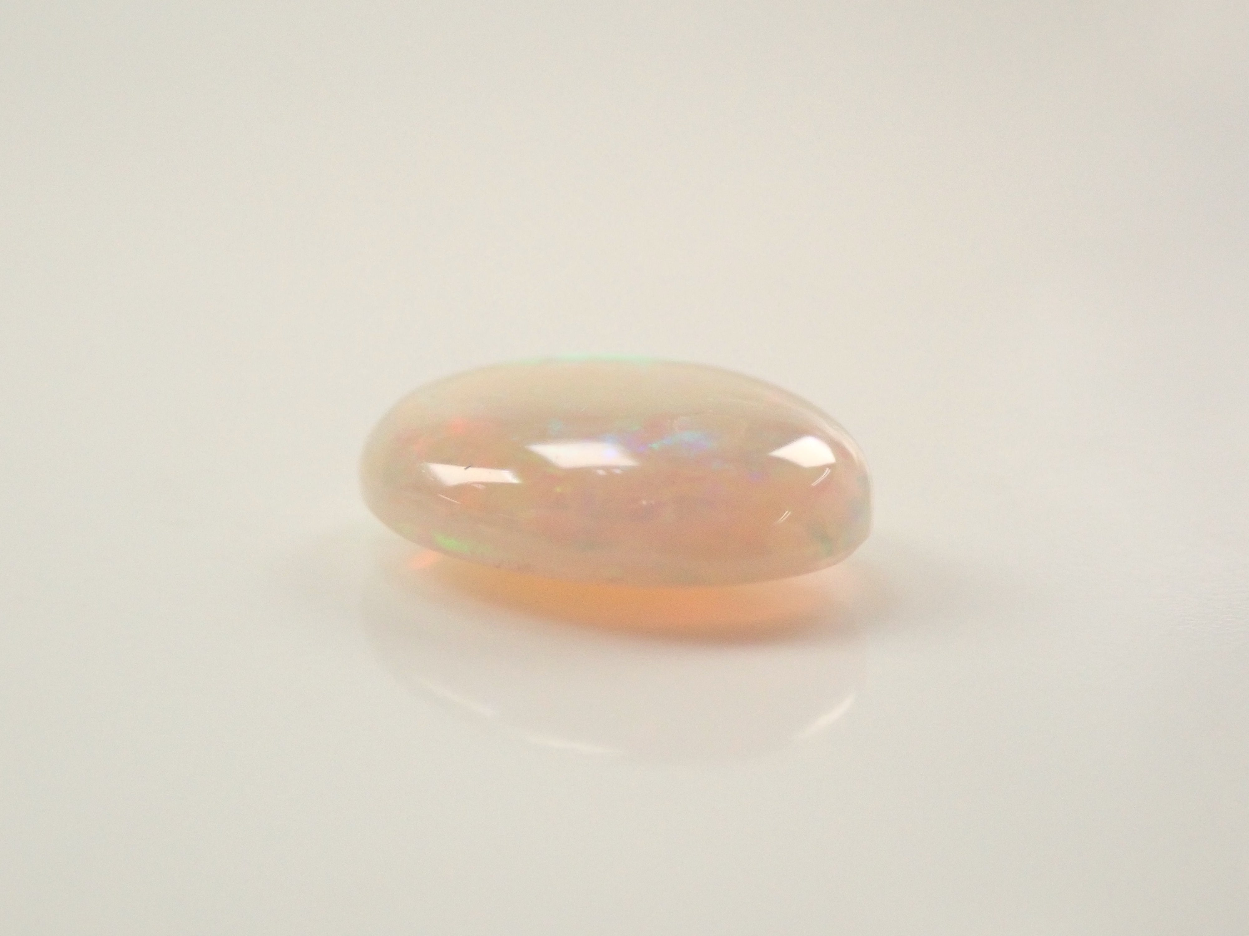 【1/4 22時販売】オーストラリア産ホワイトオパール 1.175ctルース