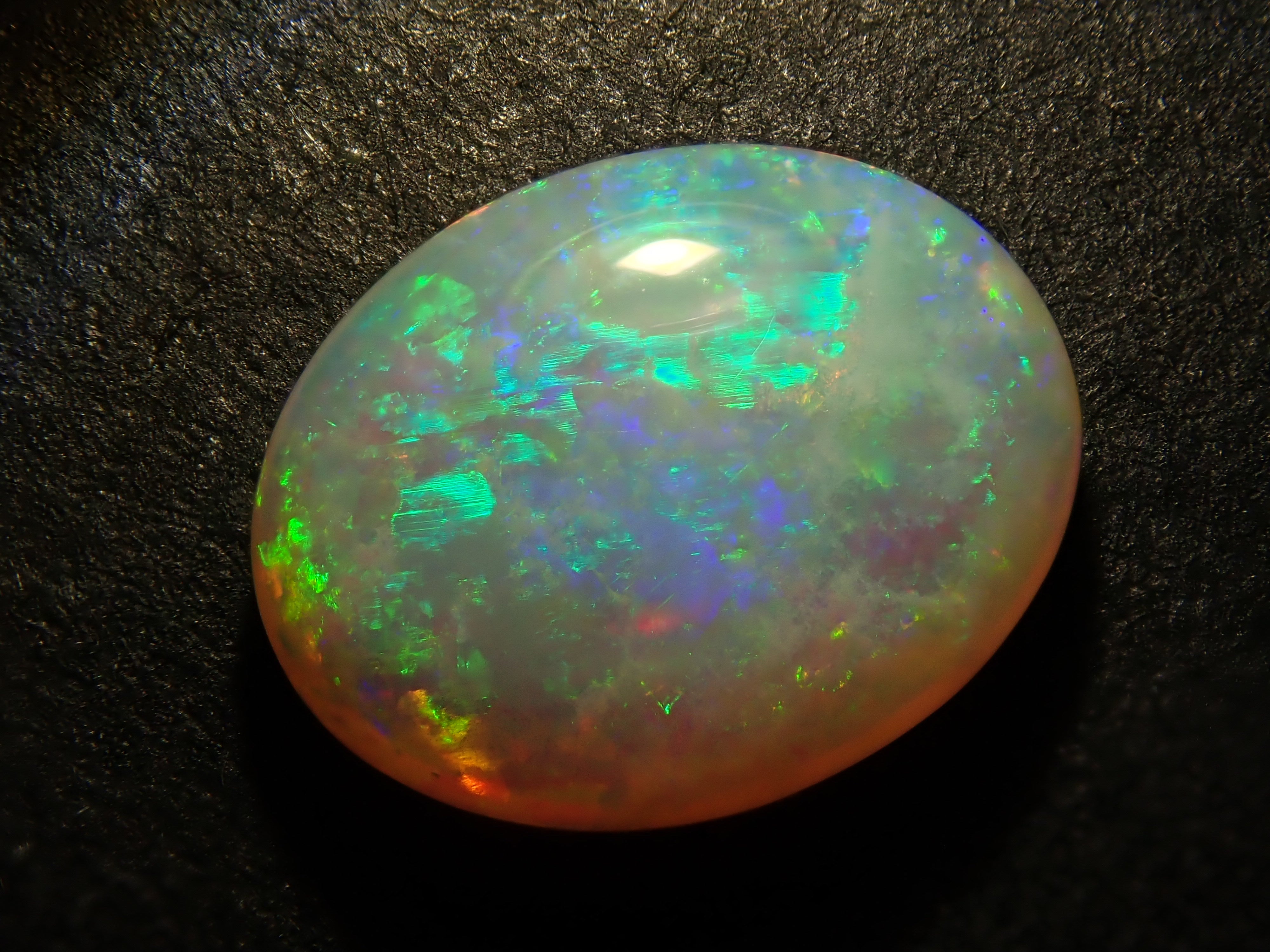 【1/4 22時販売】オーストラリア産ホワイトオパール 1.175ctルース