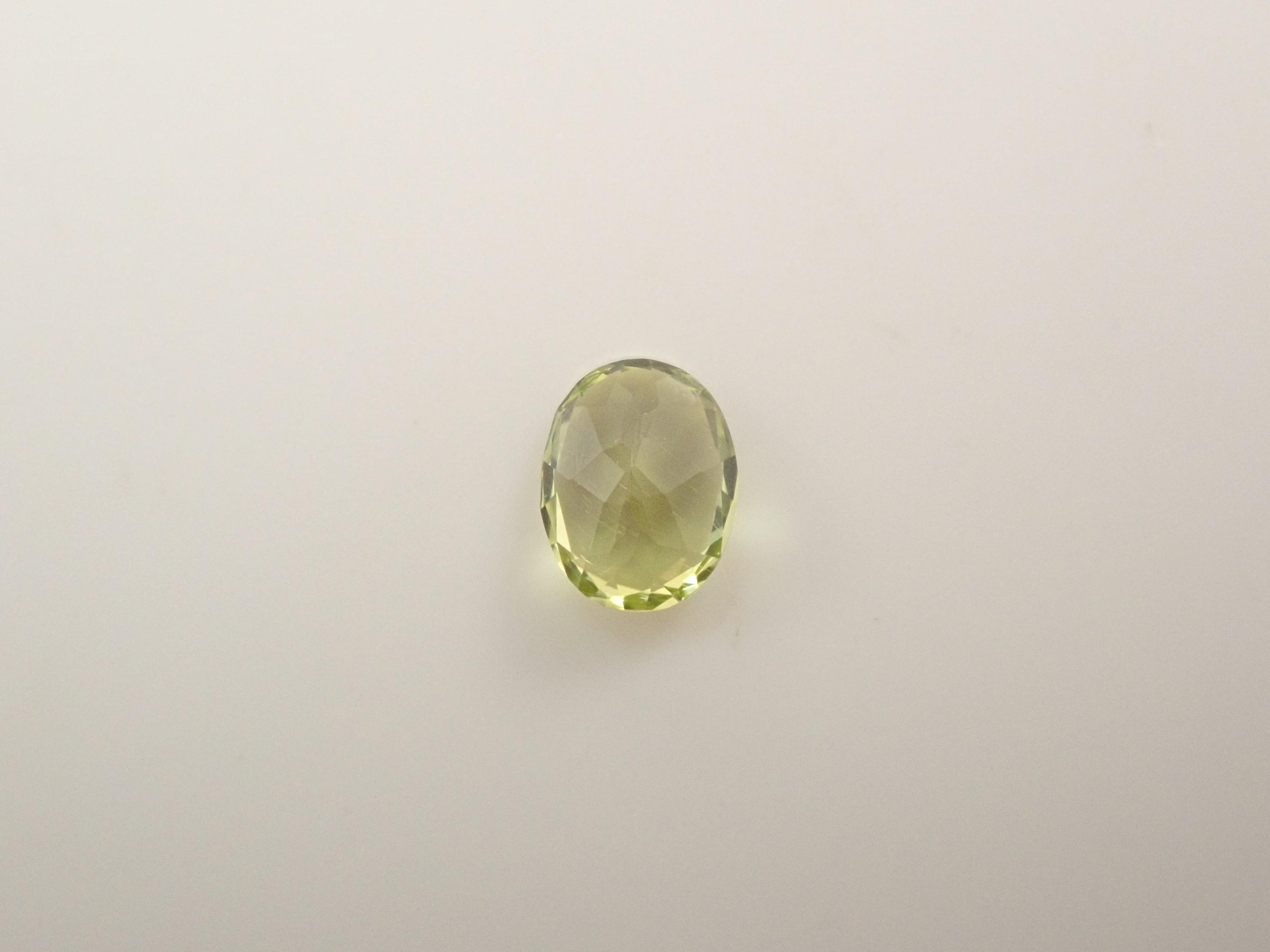 【1/5 22時販売】パラサイティックペリドット 0.241ctルース 日独鑑