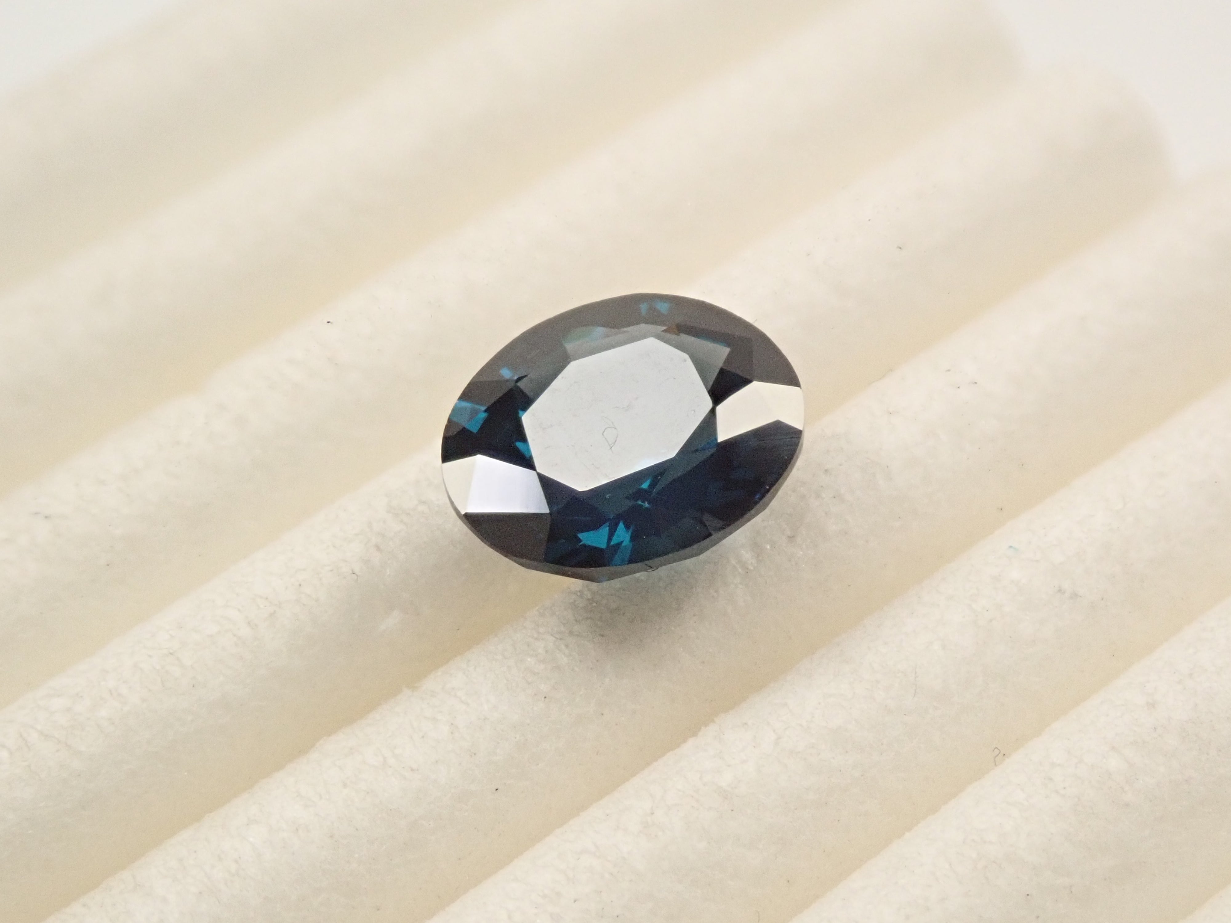 スリランカ産ブルースピネル 1.218ctルース 鑑別書