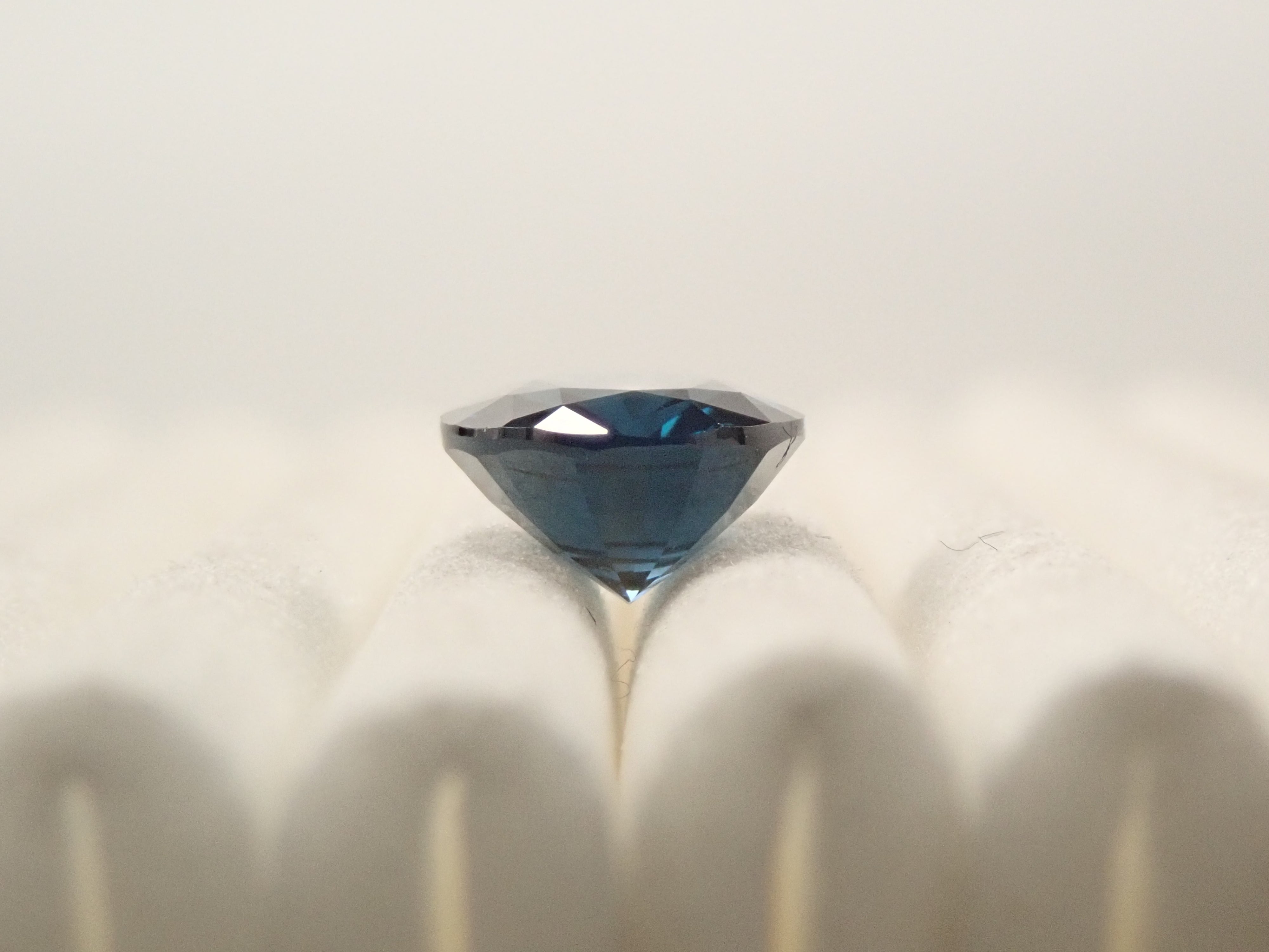 【1/6 22時販売】スリランカ産ブルースピネル 1.218ctルース 鑑別書