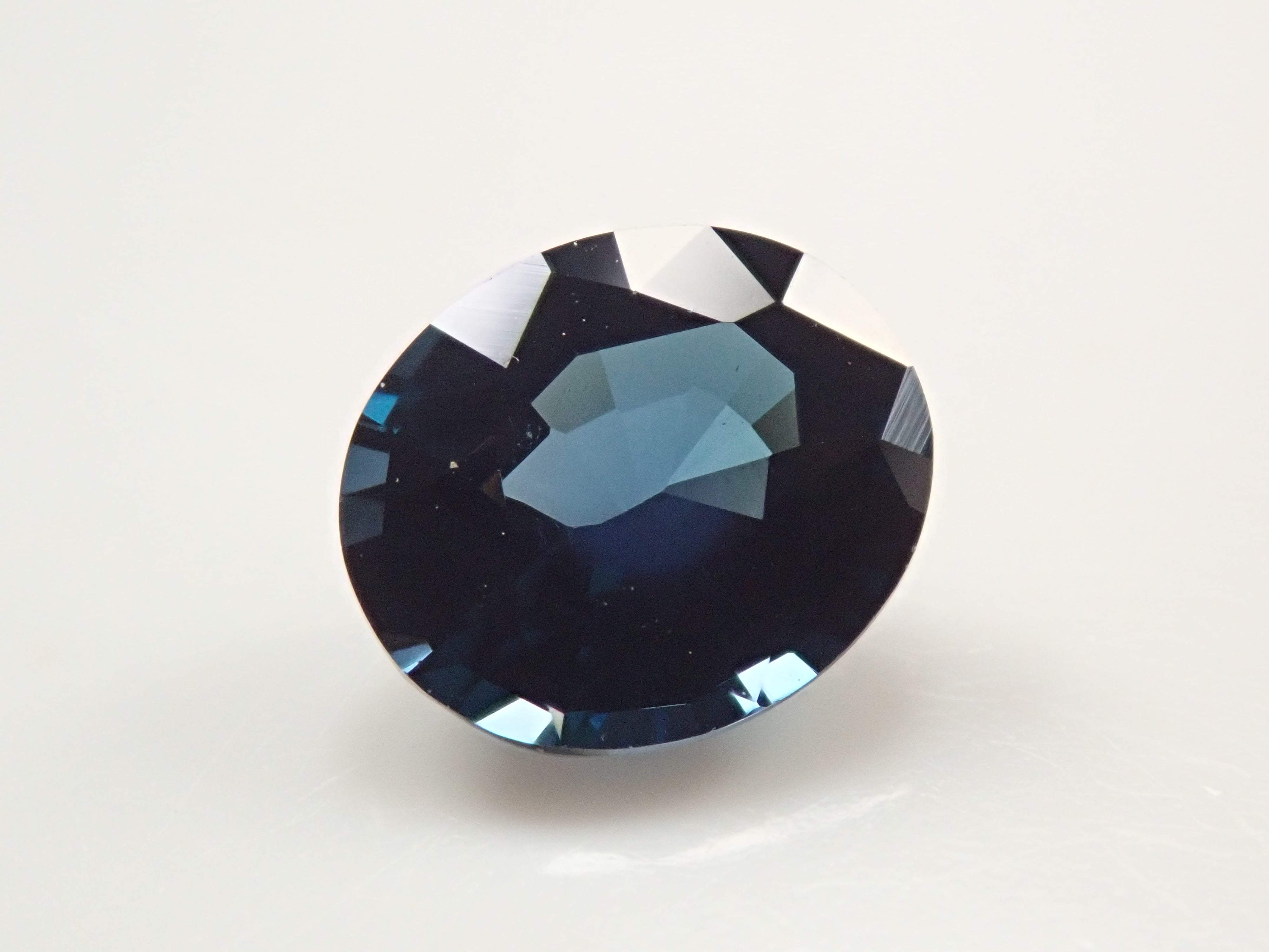 【1/6 22時販売】スリランカ産ブルースピネル 1.218ctルース 鑑別書