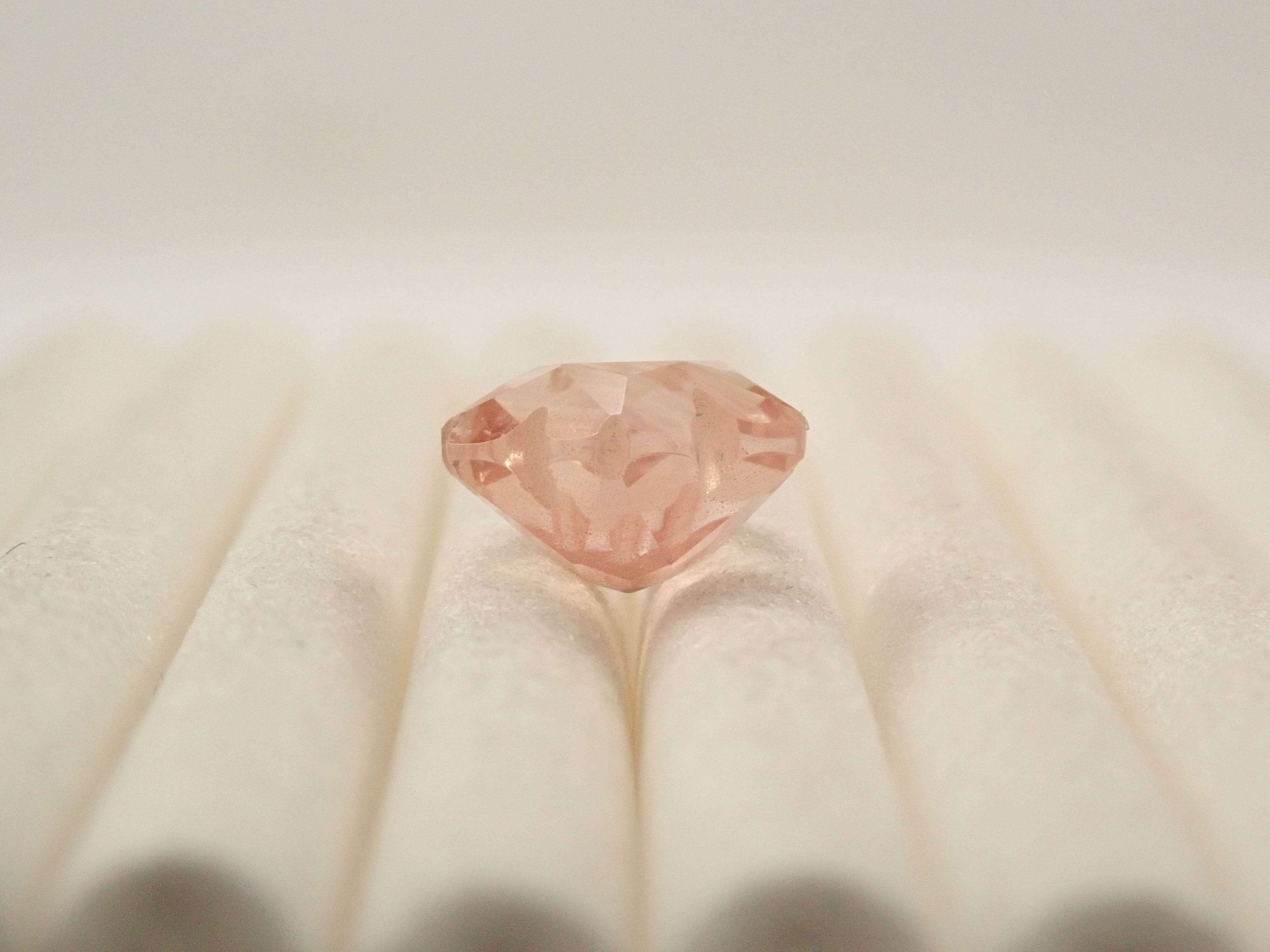 【2/8 22時販売】【さくらシェイプ】アメリカ産オレゴンサンストーン 1.224ctルース