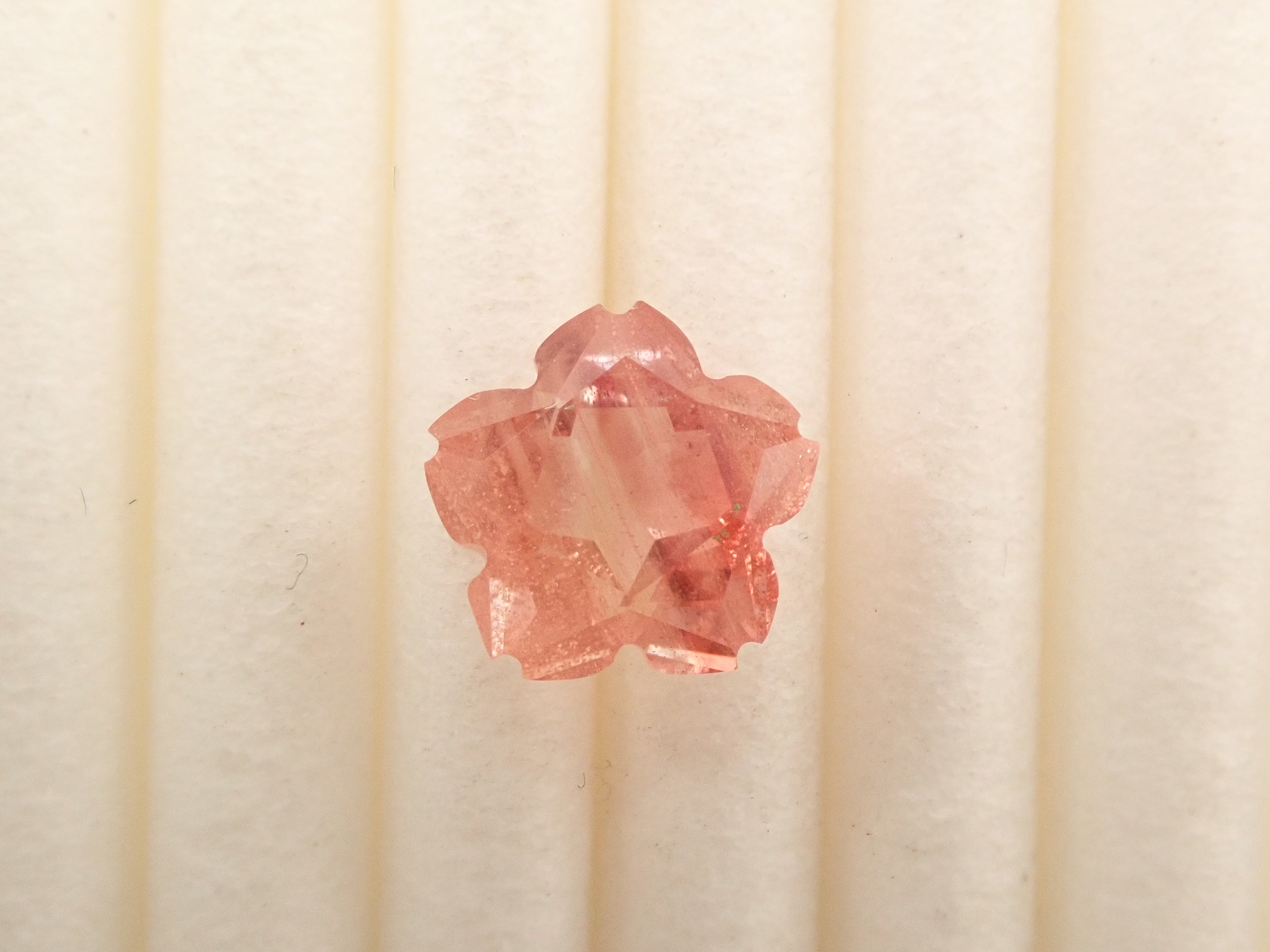 【抽選販売0117_02】【さくらシェイプ】アメリカ産オレゴンサンストーン 1.201ctルース