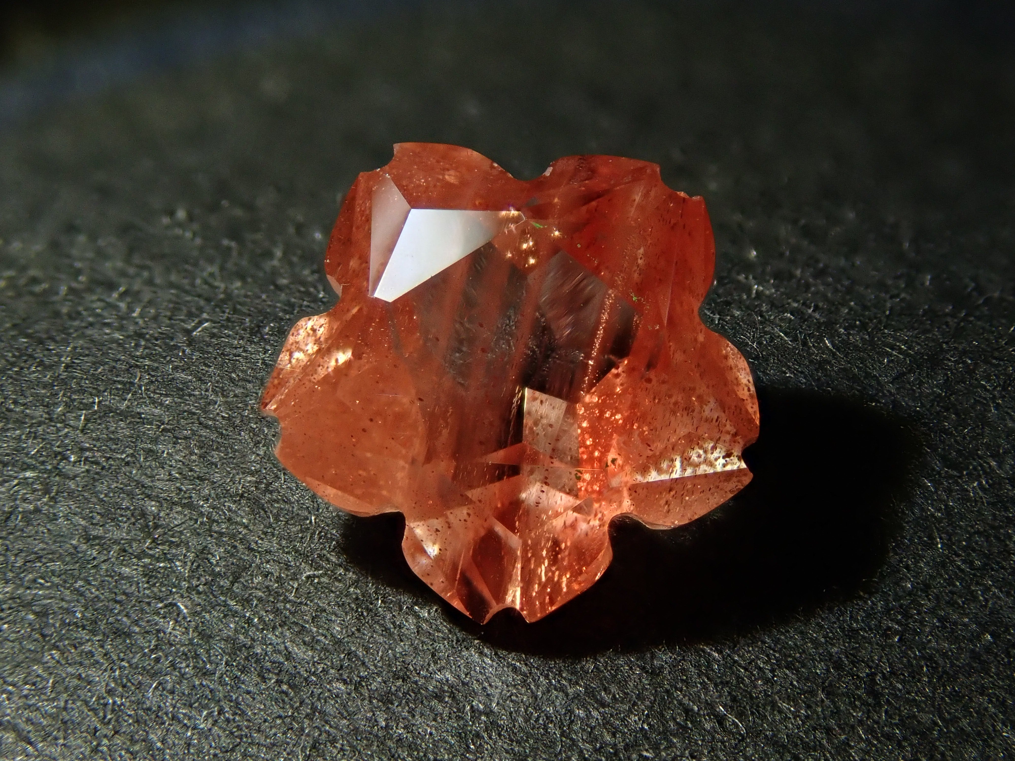 【抽選販売0117_02】【さくらシェイプ】アメリカ産オレゴンサンストーン 1.201ctルース