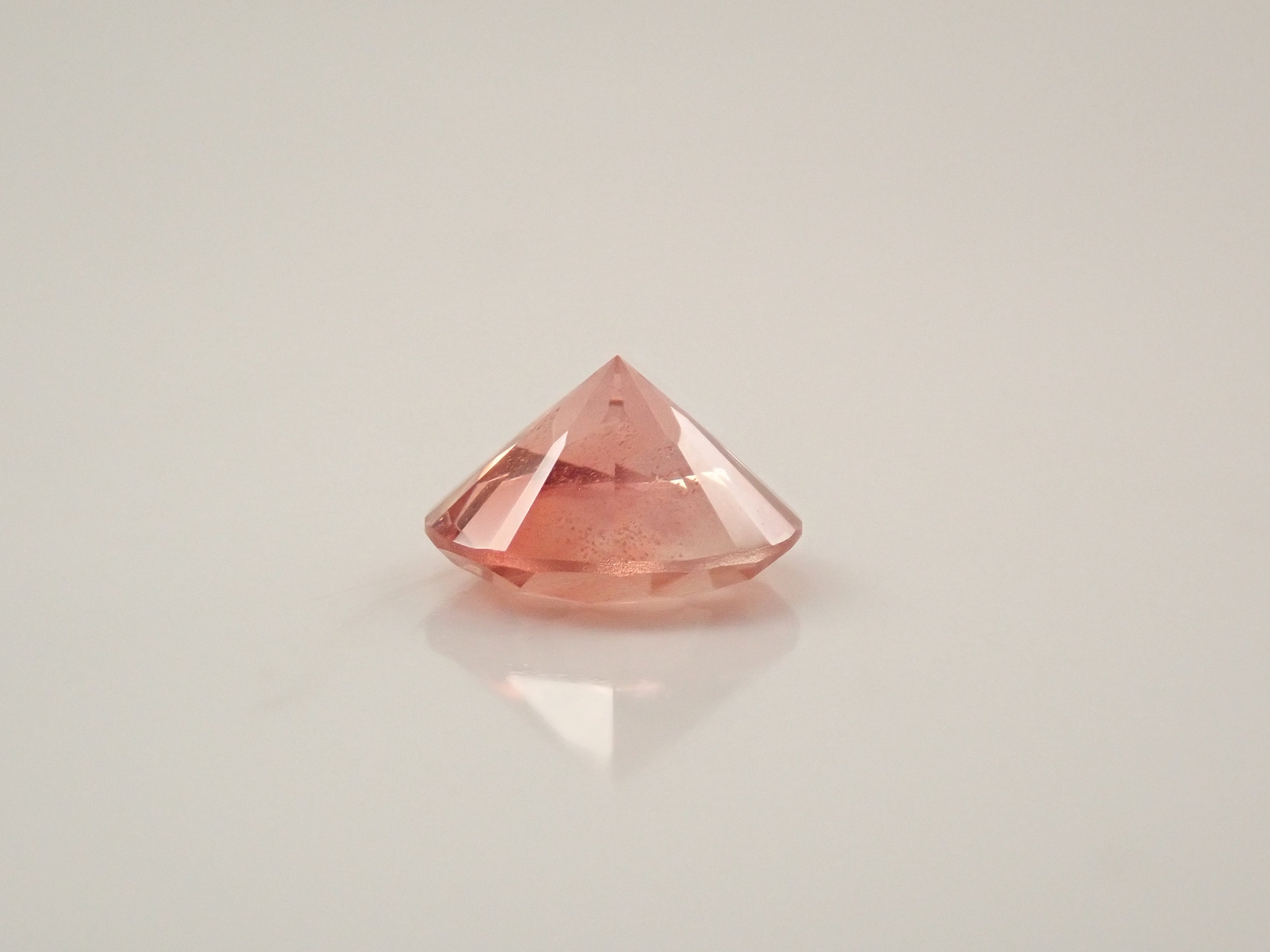 【抽選販売0117_01】【さくらインカット】アメリカ産オレゴンサンストーン 6.0mm/0.638ctルース