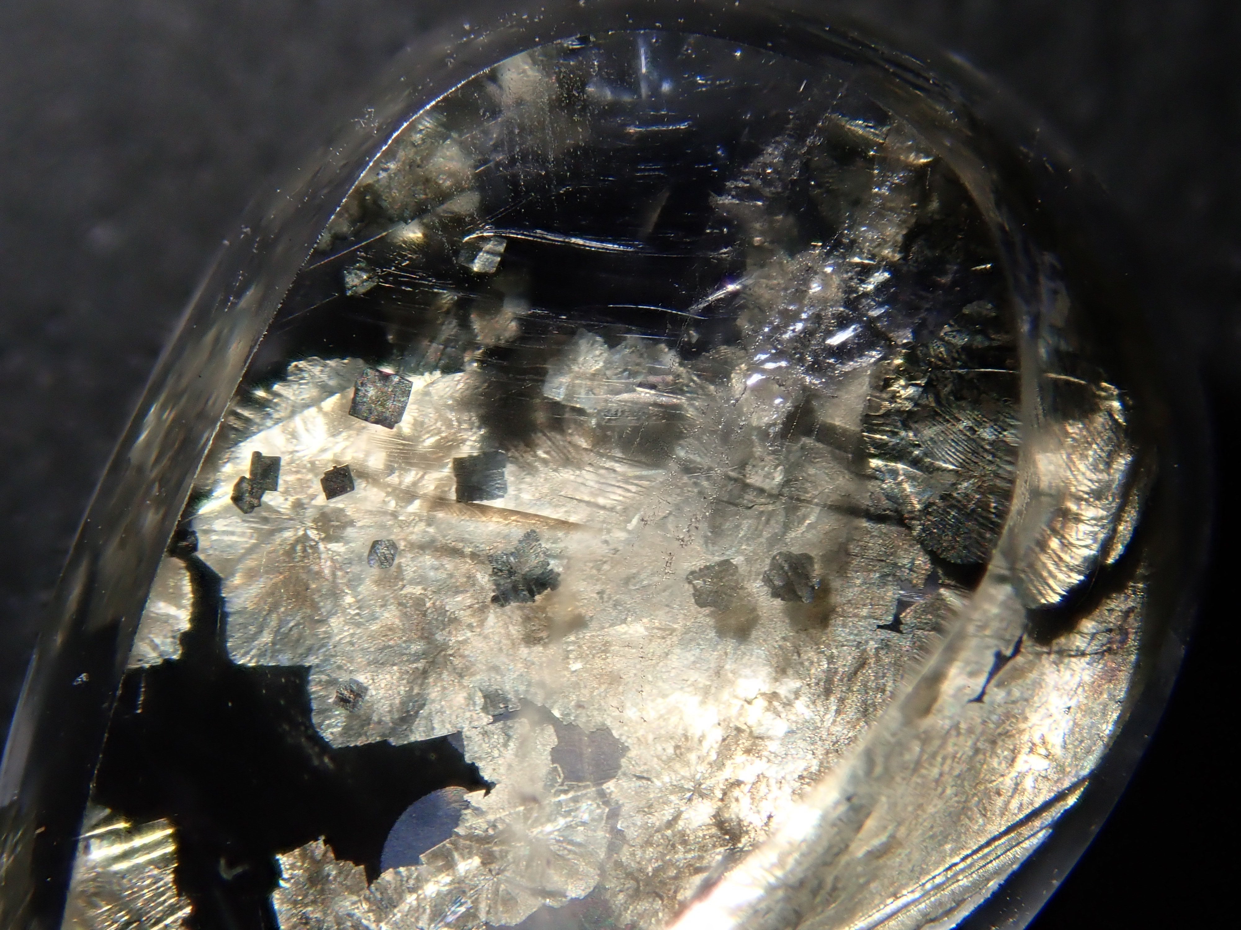 【12/31 22時販売】ブラジル産パイライトインクォーツ 6.992ctルース