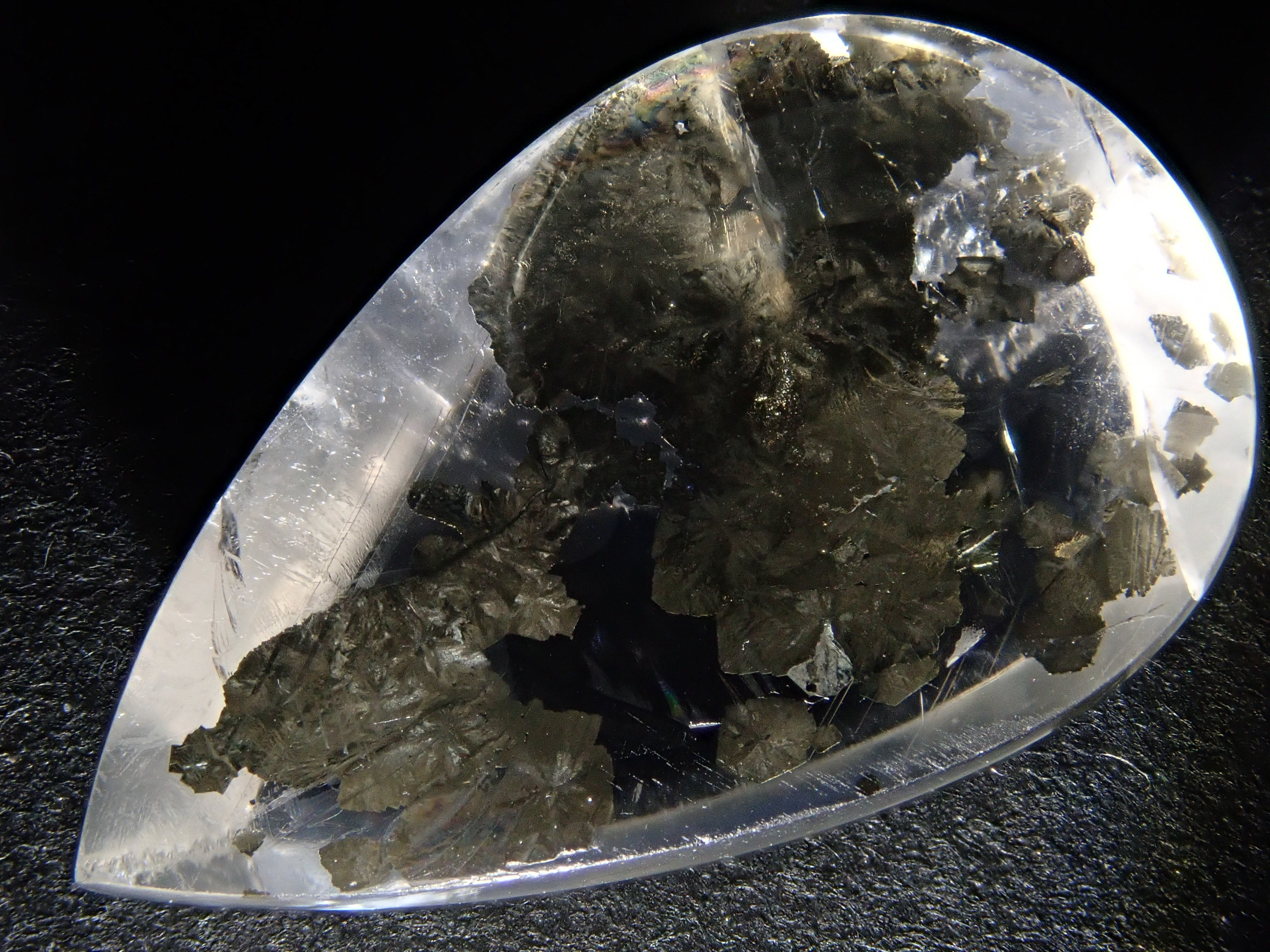 【12/31 22時販売】ブラジル産パイライトインクォーツ 6.992ctルース