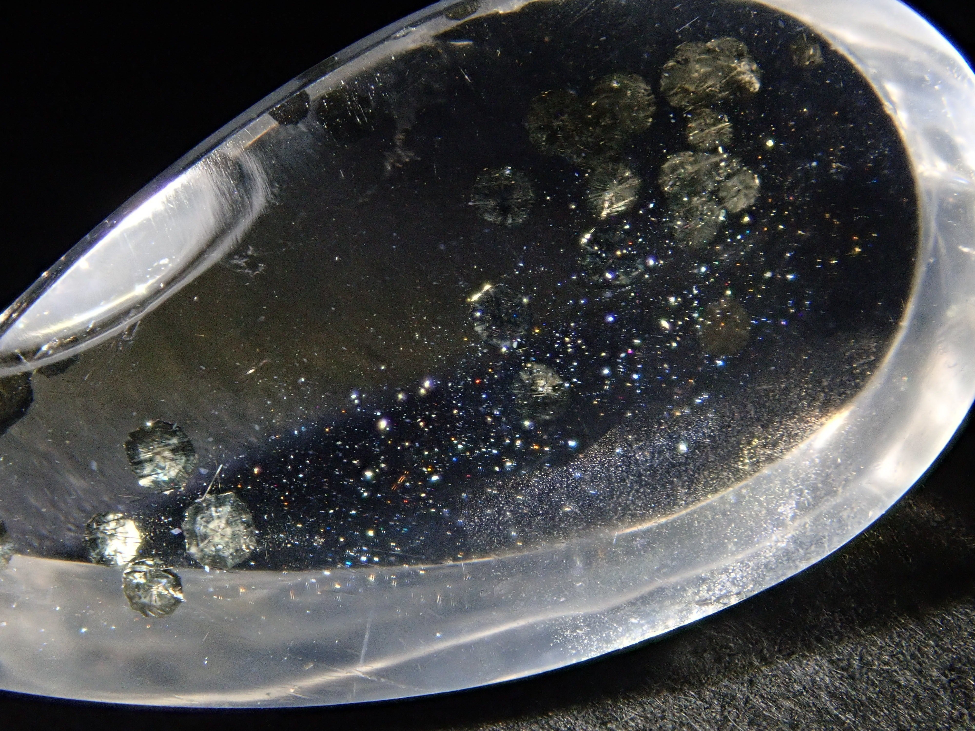 【12/30 22時販売】ブラジル産パイライトインクォーツ 9.477ctルース