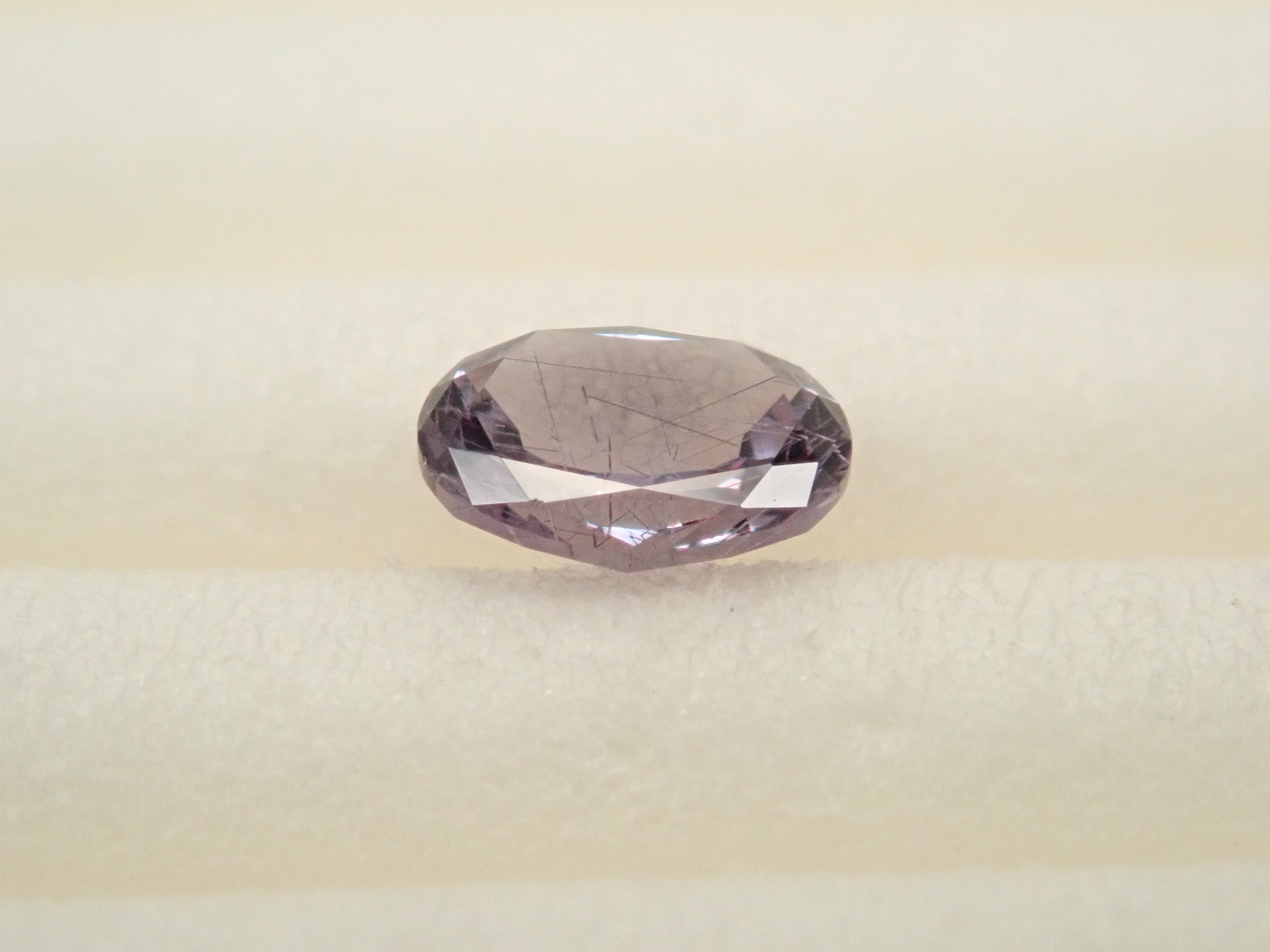 【1/1 22時販売】マダガスカル産ベキリーブルーガーネット（カラーチェンジガーネット） 0.189ctルース