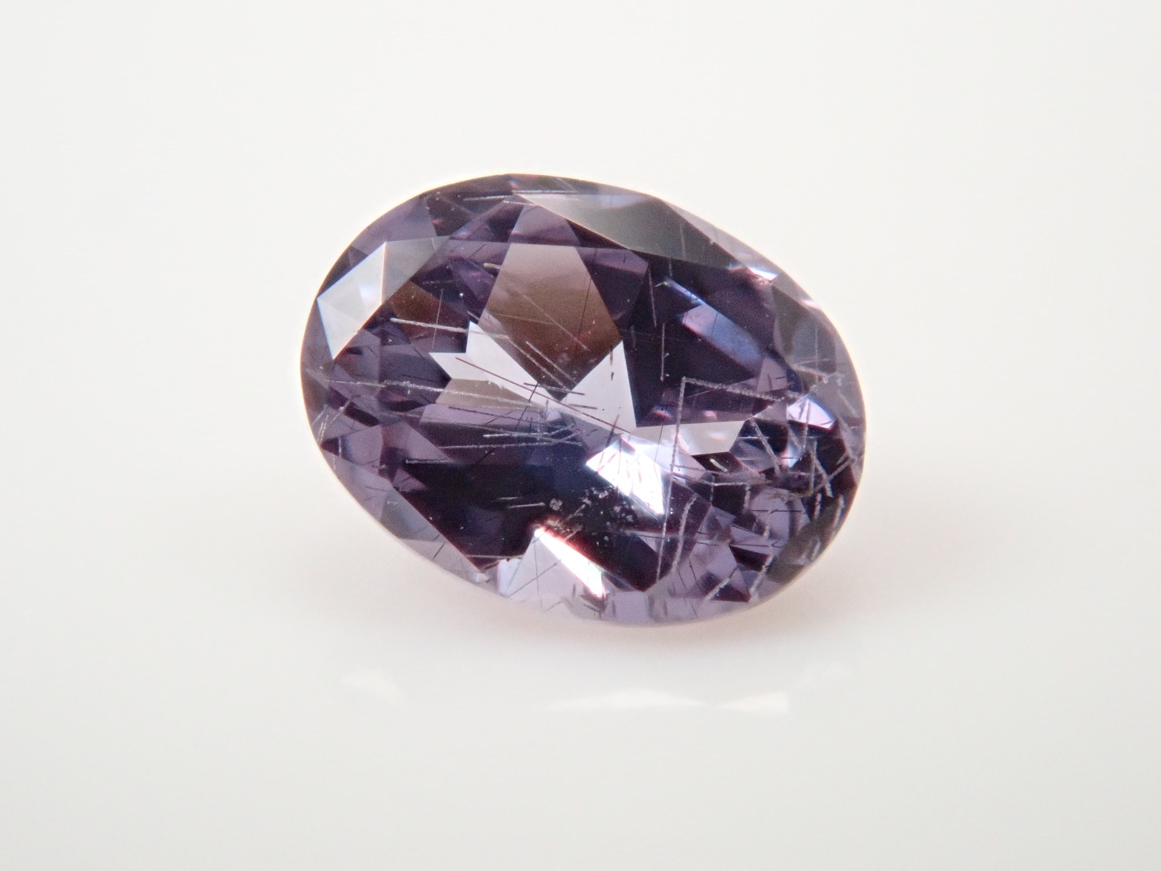 【1/1 22時販売】マダガスカル産ベキリーブルーガーネット（カラーチェンジガーネット） 0.189ctルース