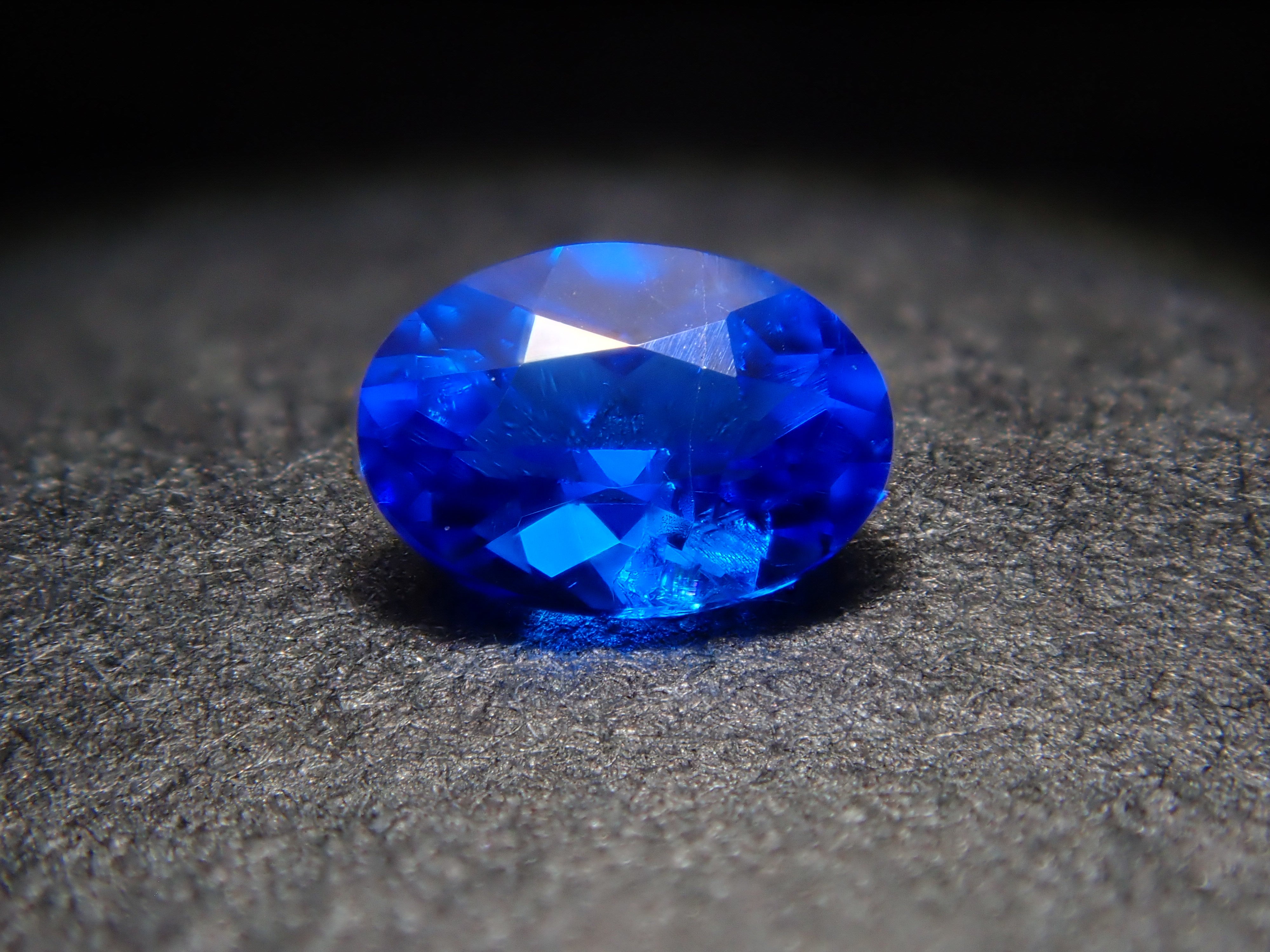 【1/9 22時販売】ドイツ産アウイナイト 0.083ctルース