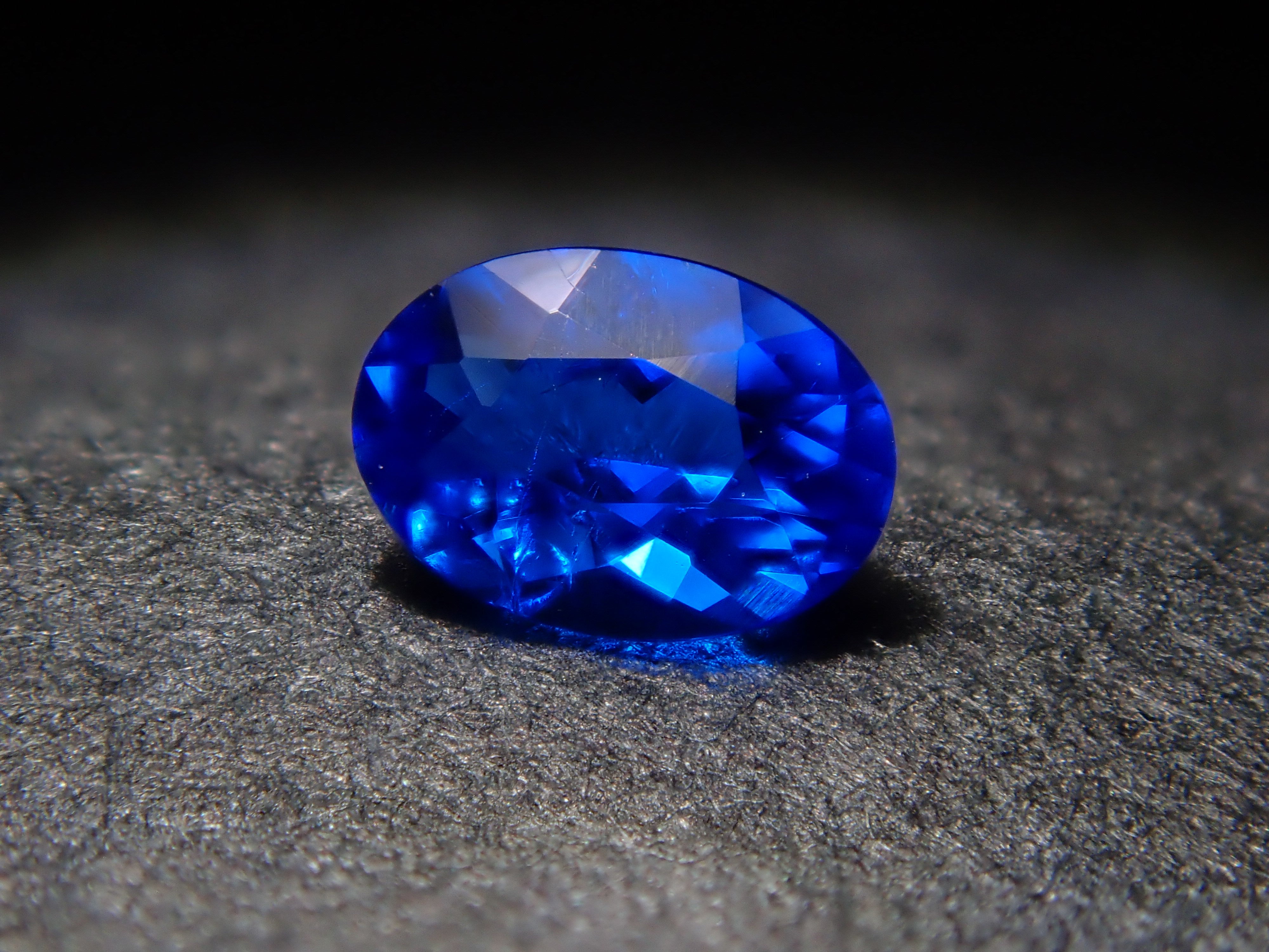 【1/9 22時販売】ドイツ産アウイナイト 0.083ctルース