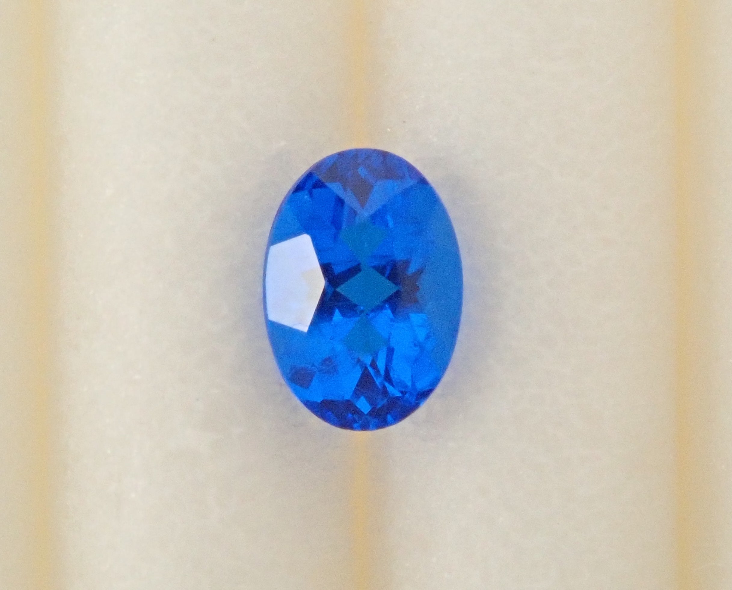 【1/9 22時販売】ドイツ産アウイナイト 0.083ctルース