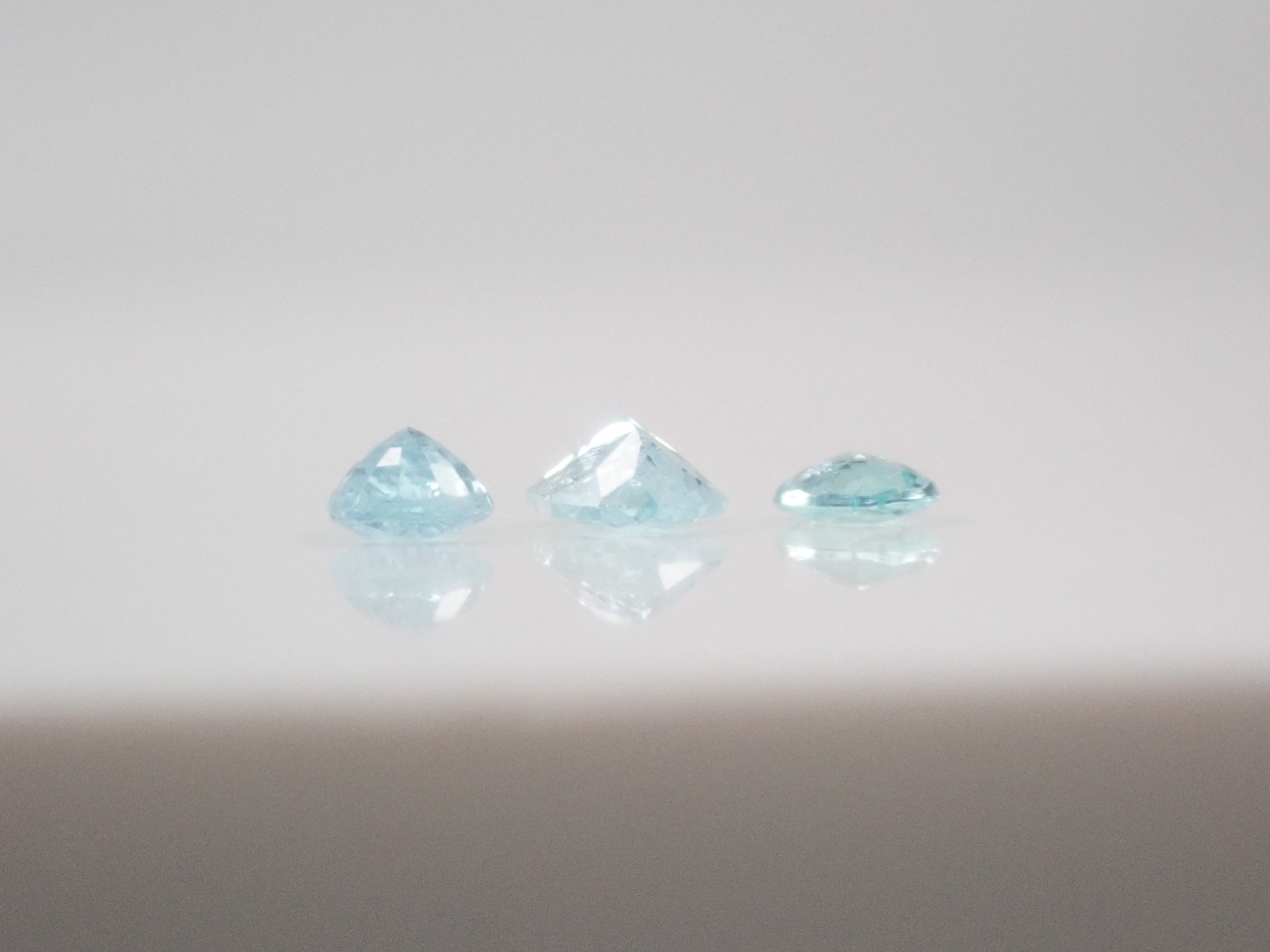 ブルー石ガチャ💎（ブラジル産パライバトルマリン・モザンビーク産パライバトルマリン・ドイツ産アウイナイト・ベニトアイト）《複数購入割引有》