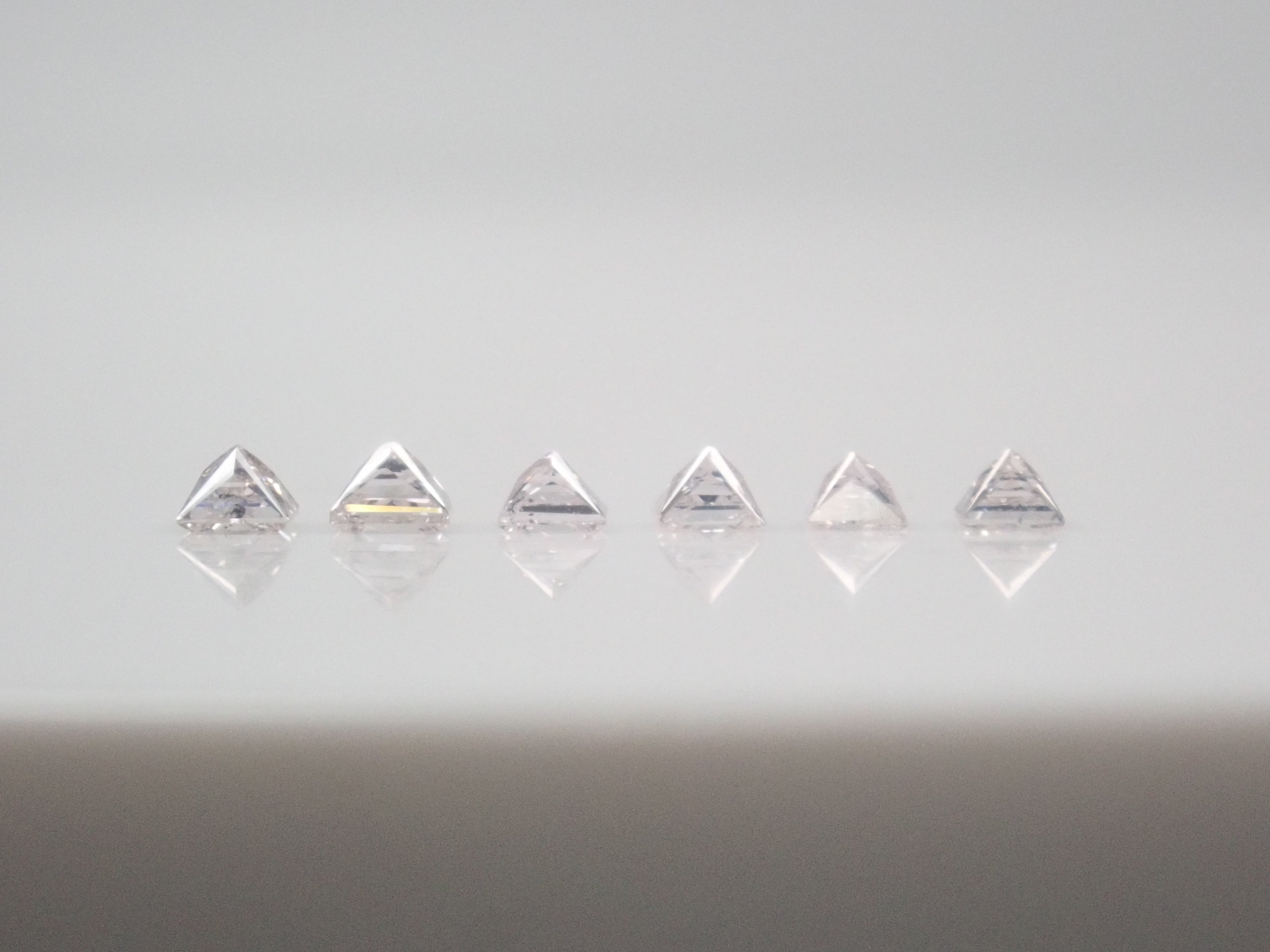 【1/10 22時販売】《限定13石》ピンクダイヤモンドガチャ💎通常49,800円のFANCYカラーやプリンセスカット含む《複数購入割引有》