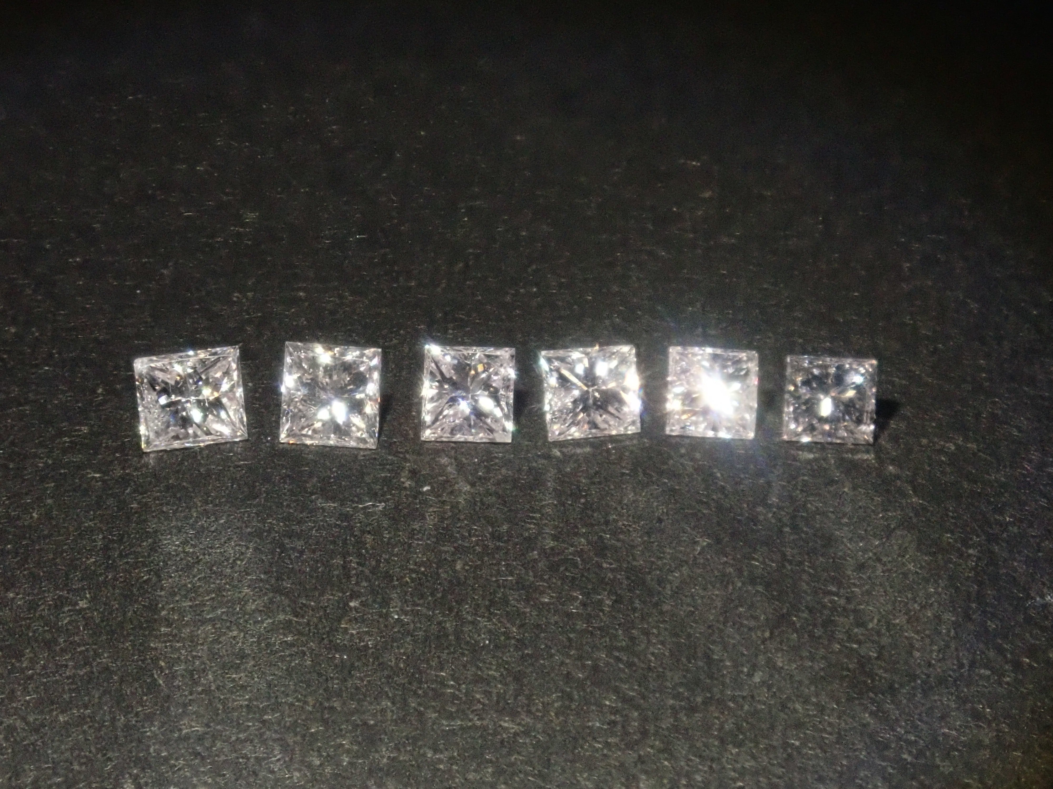 【1/10 22時販売】《限定13石》ピンクダイヤモンドガチャ💎通常49,800円のFANCYカラーやプリンセスカット含む《複数購入割引有》