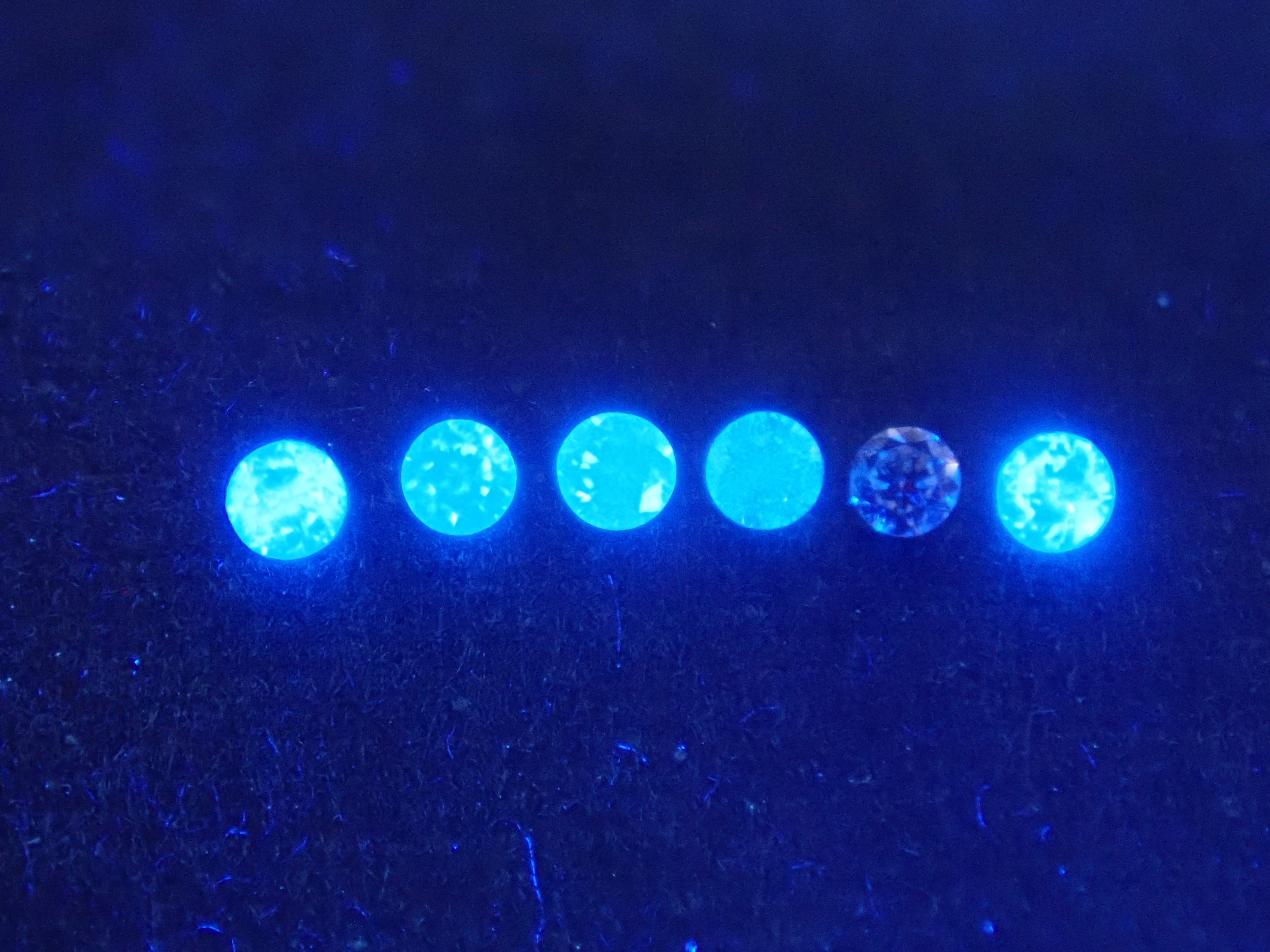 【1/10 22時販売】《限定13石》ピンクダイヤモンドガチャ💎通常49,800円のFANCYカラーやプリンセスカット含む《複数購入割引有》