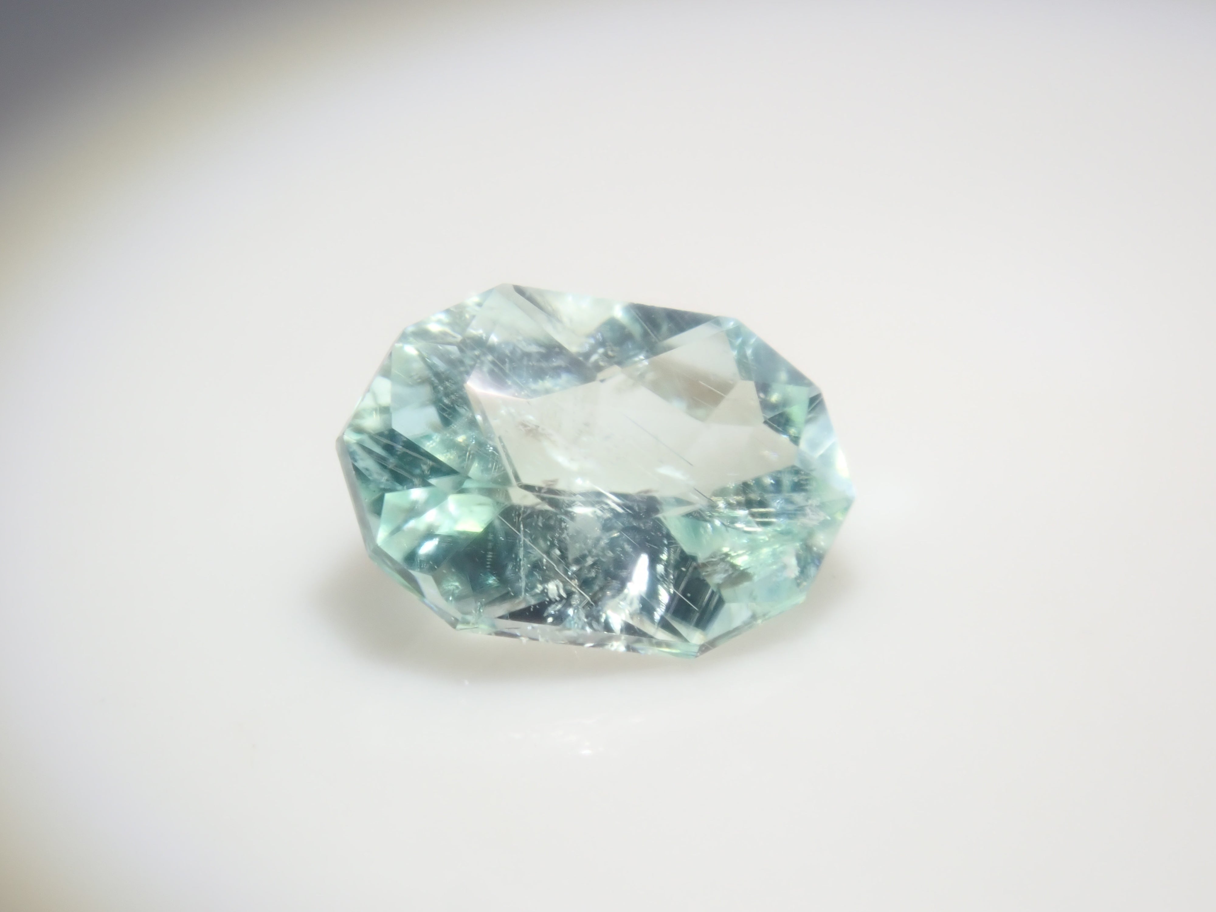 【1/12 22時販売】《限定15石》レアストーンガチャ💎98,000円のノンオイルレッドベリルGIA付き・シンシャ・モザンビーク産パライバトルマリン・ベニトアイトなど《複数購入割引有》　