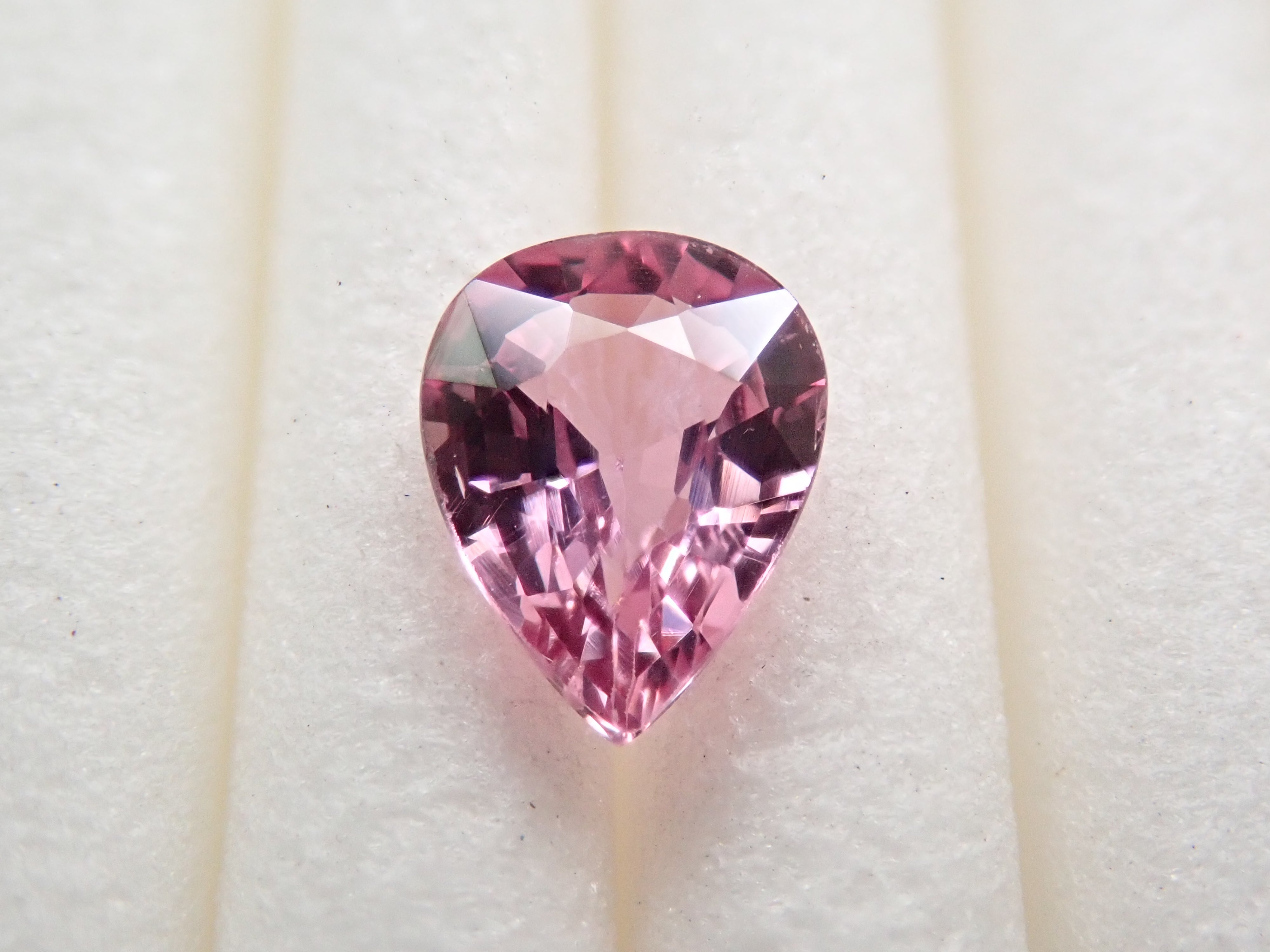 【12548254掲載】パパラチアサファイア 0.474ctルース