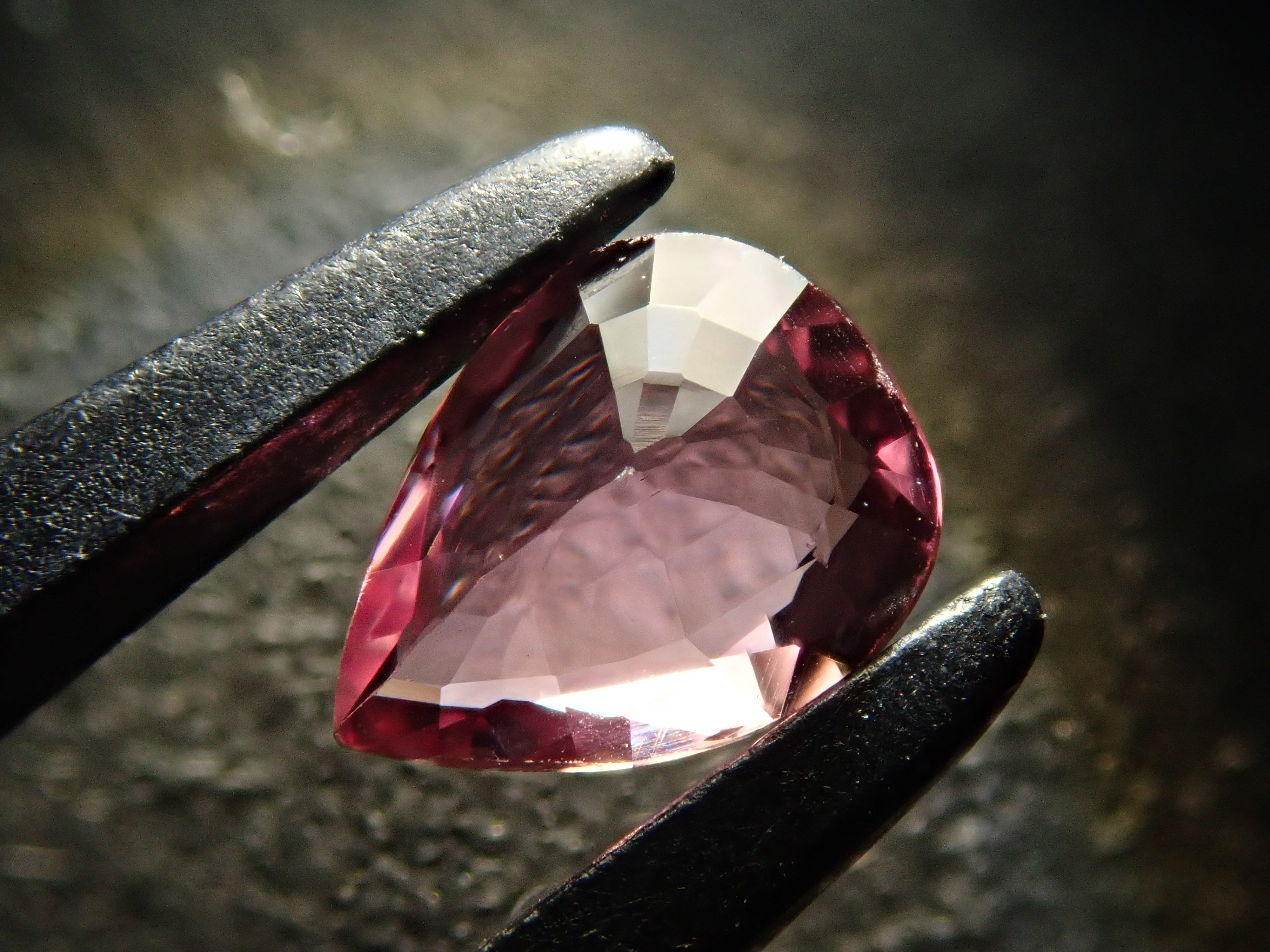 【12548254掲載】パパラチアサファイア 0.474ctルース