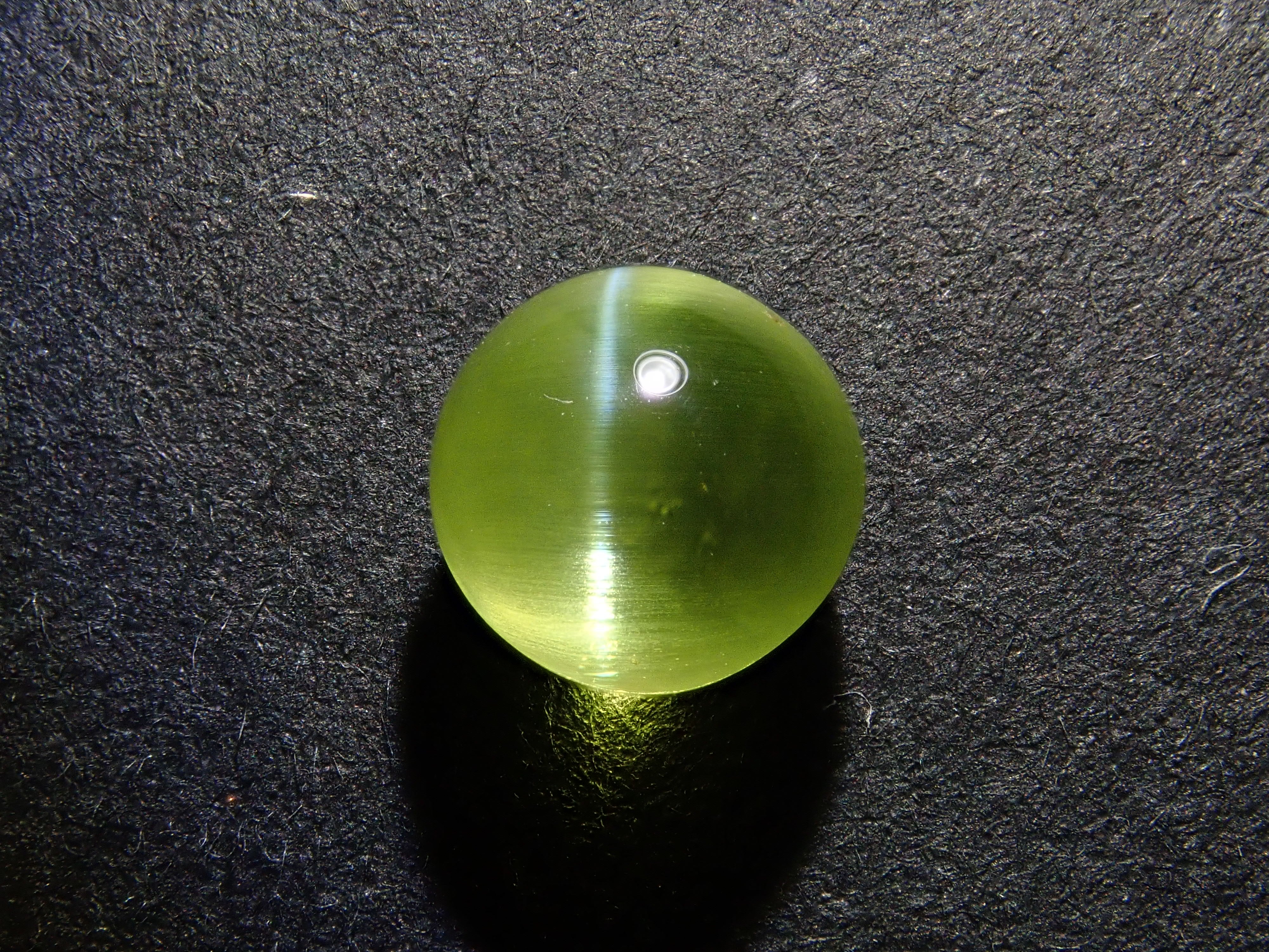 【1/1 22時販売】インド産パロットクリソベリルキャッツアイ 5.6mm/1.715ctルース