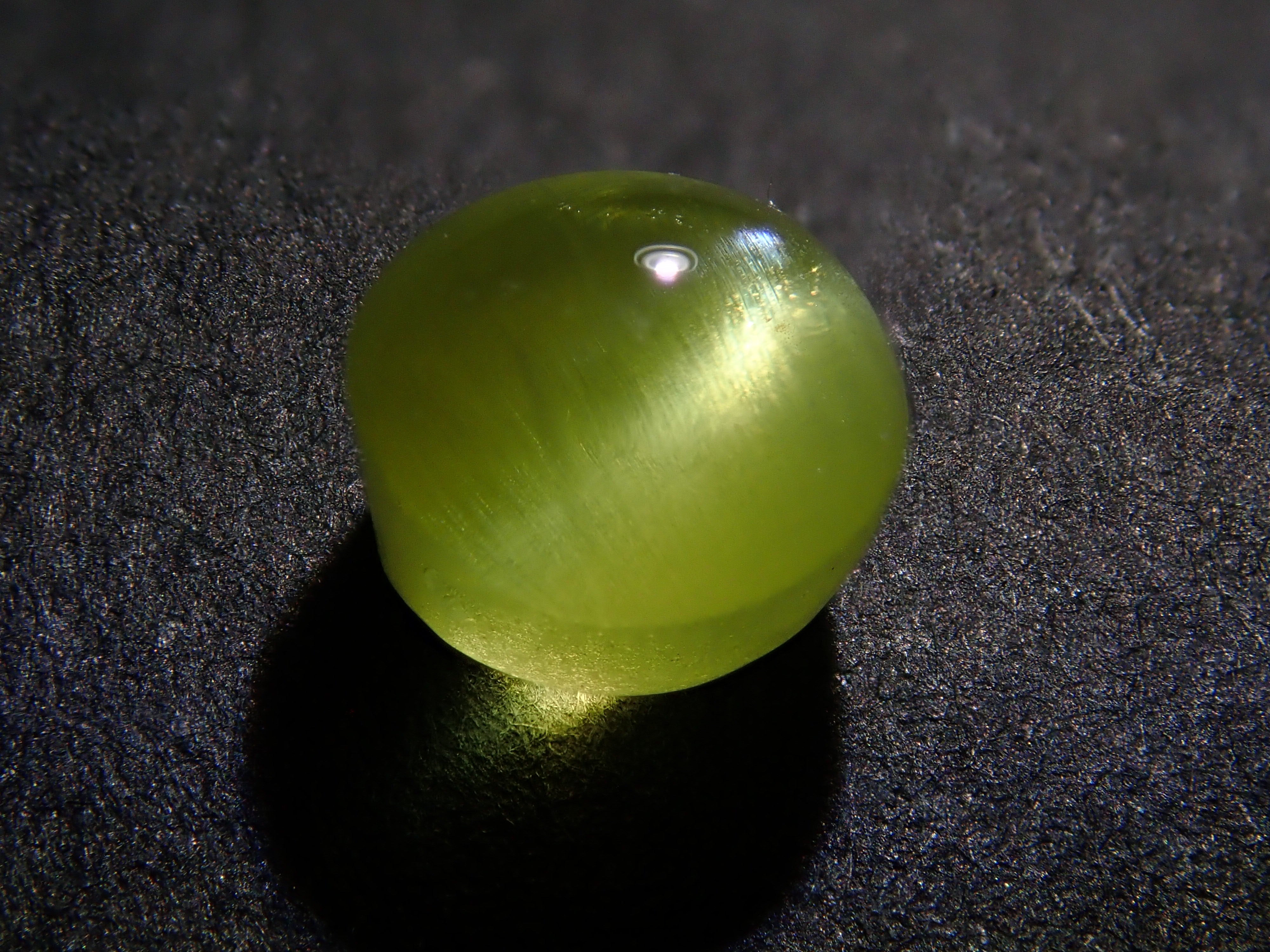 【1/1 22時販売】インド産パロットクリソベリルキャッツアイ 5.0mm/1.099ctルース