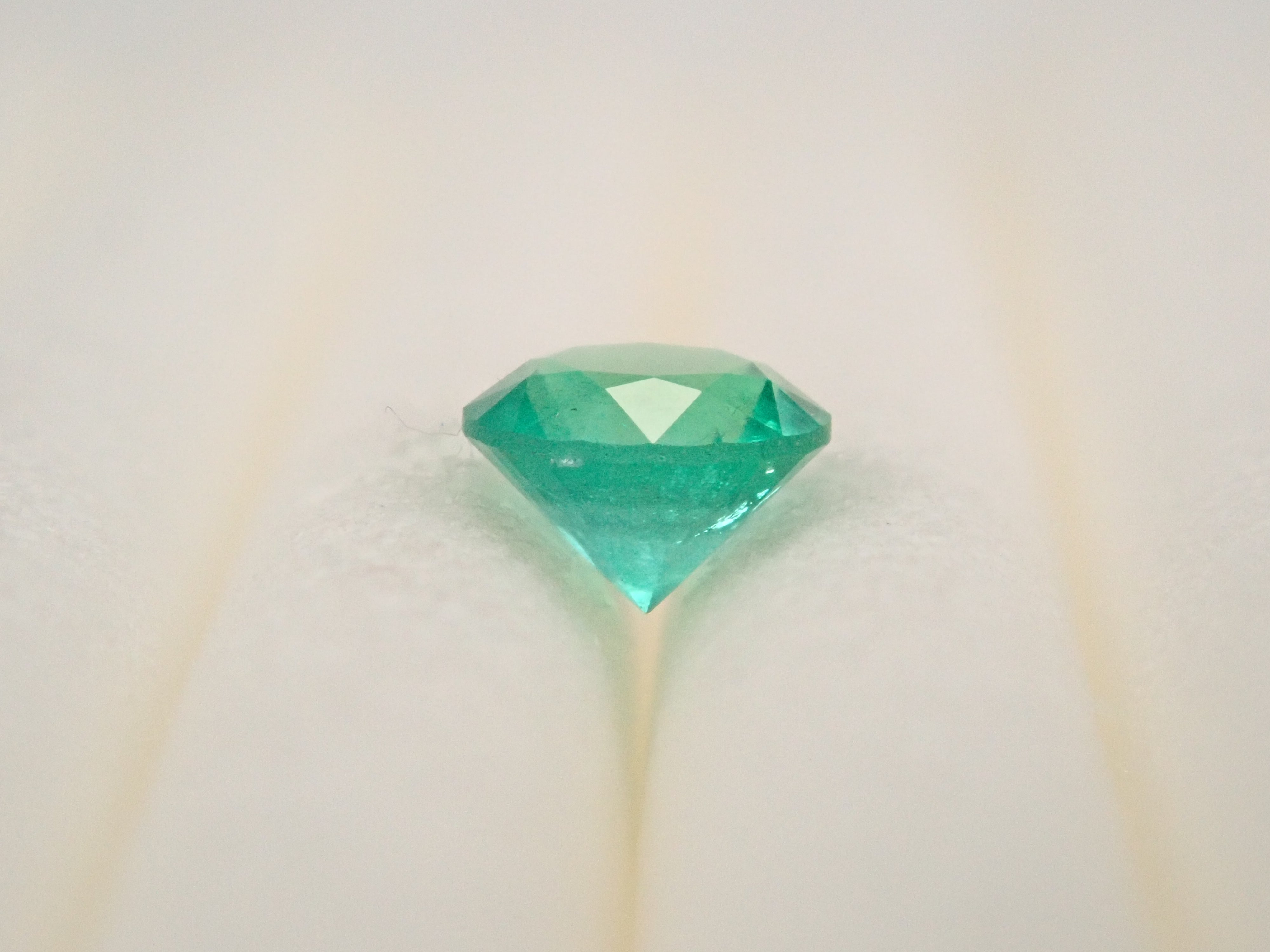 コロンビア産エメラルド 0.131ctルース