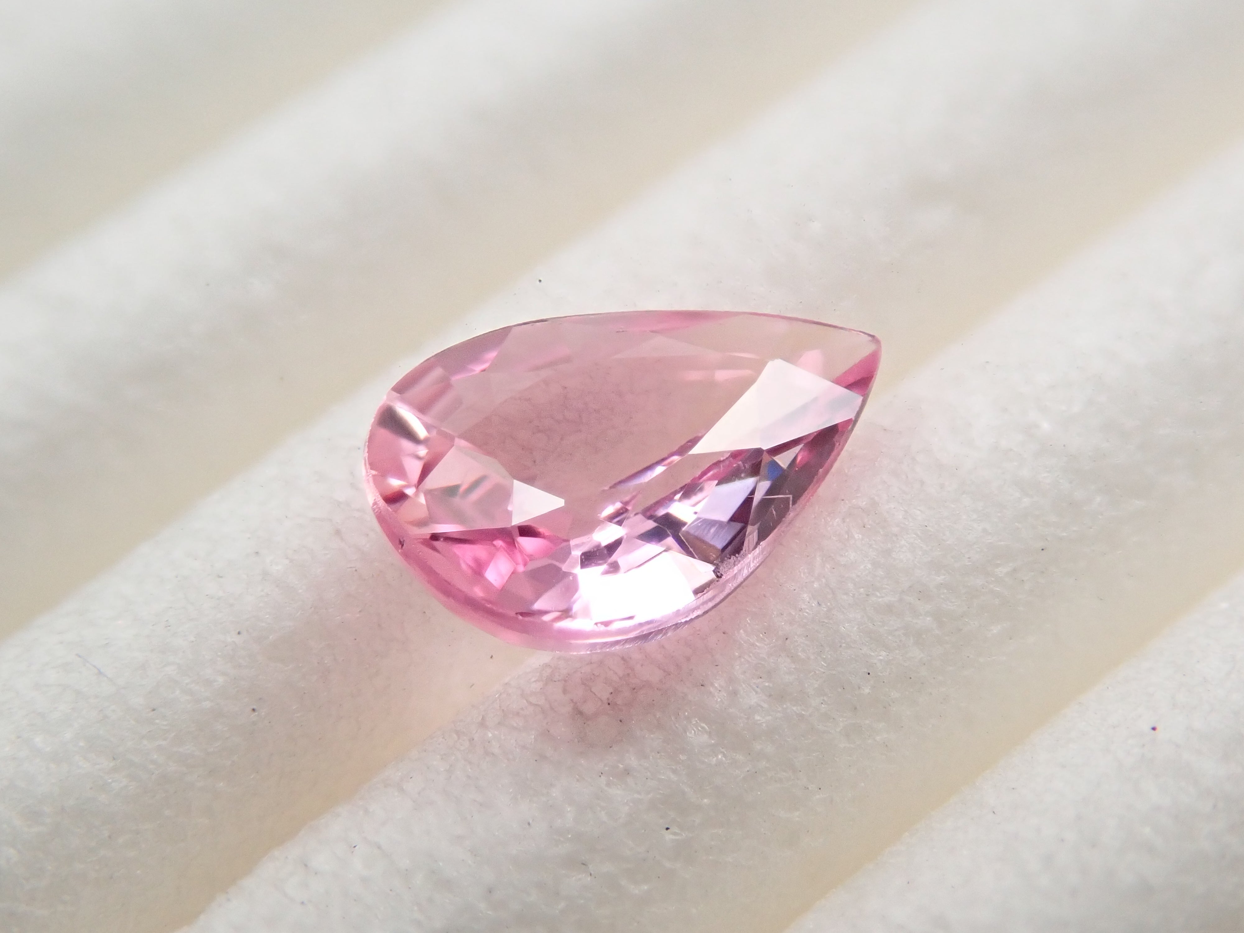 【12548259掲載】パパラチアサファイア 0.524ctルース