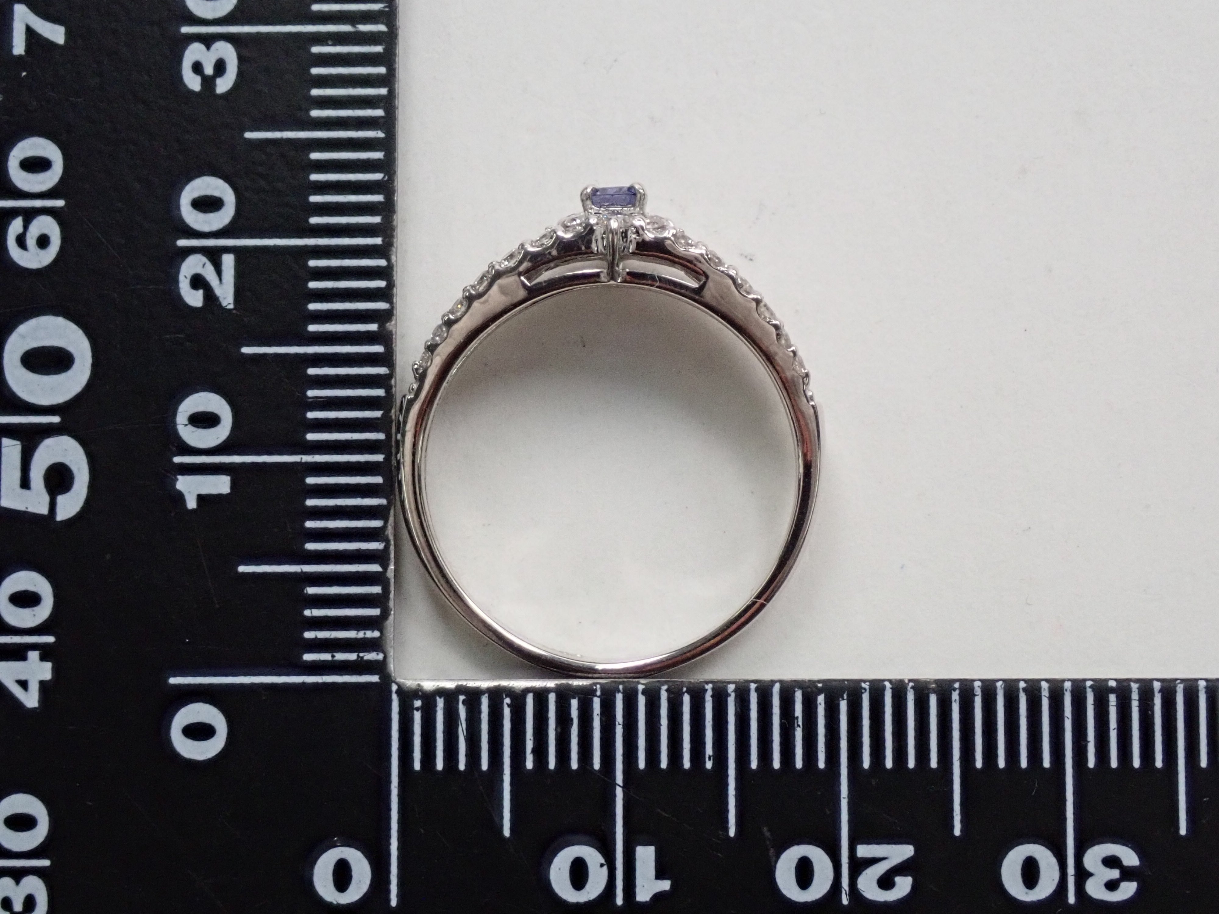 Pt900ベニトアイト0.152ct・ダイヤモンド0.58ctリング