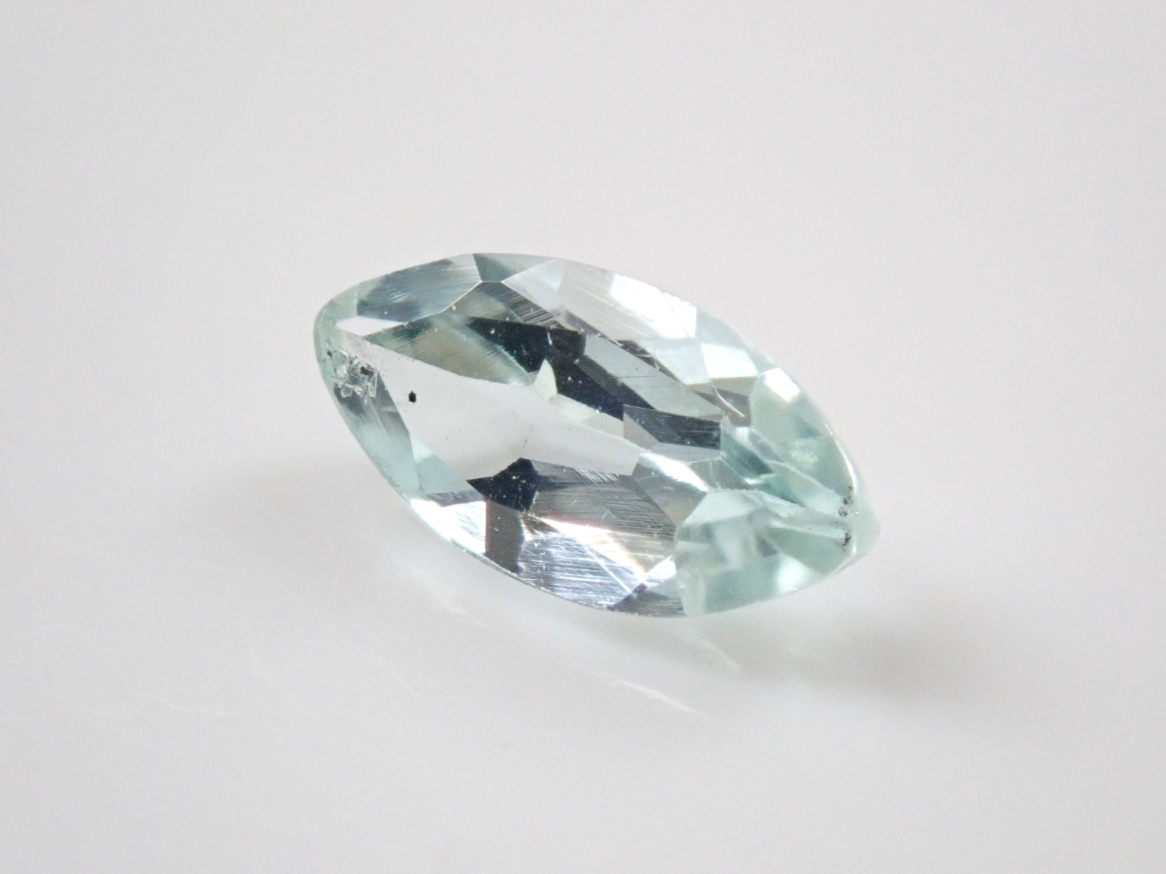 Blue tourmaline 0.369ct loose Japanese-German book