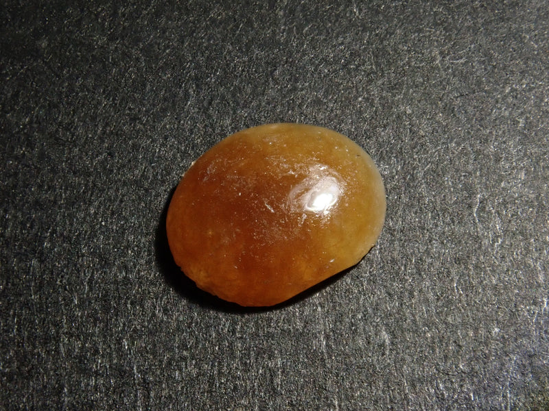 ミャンマー産オレンジ翡翠（ヒスイ） 0.584ctルース