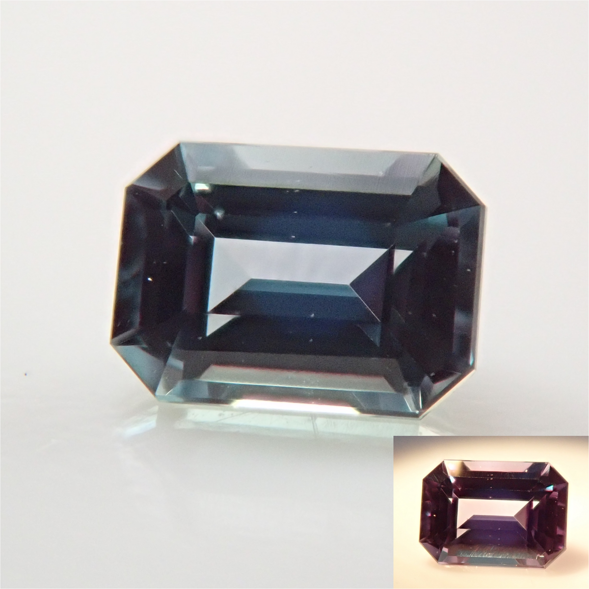 ブラジル産アレキサンドライト 0.095ctルース