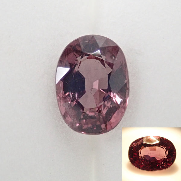 Color change garnet from Tanzania 1.086ct loose