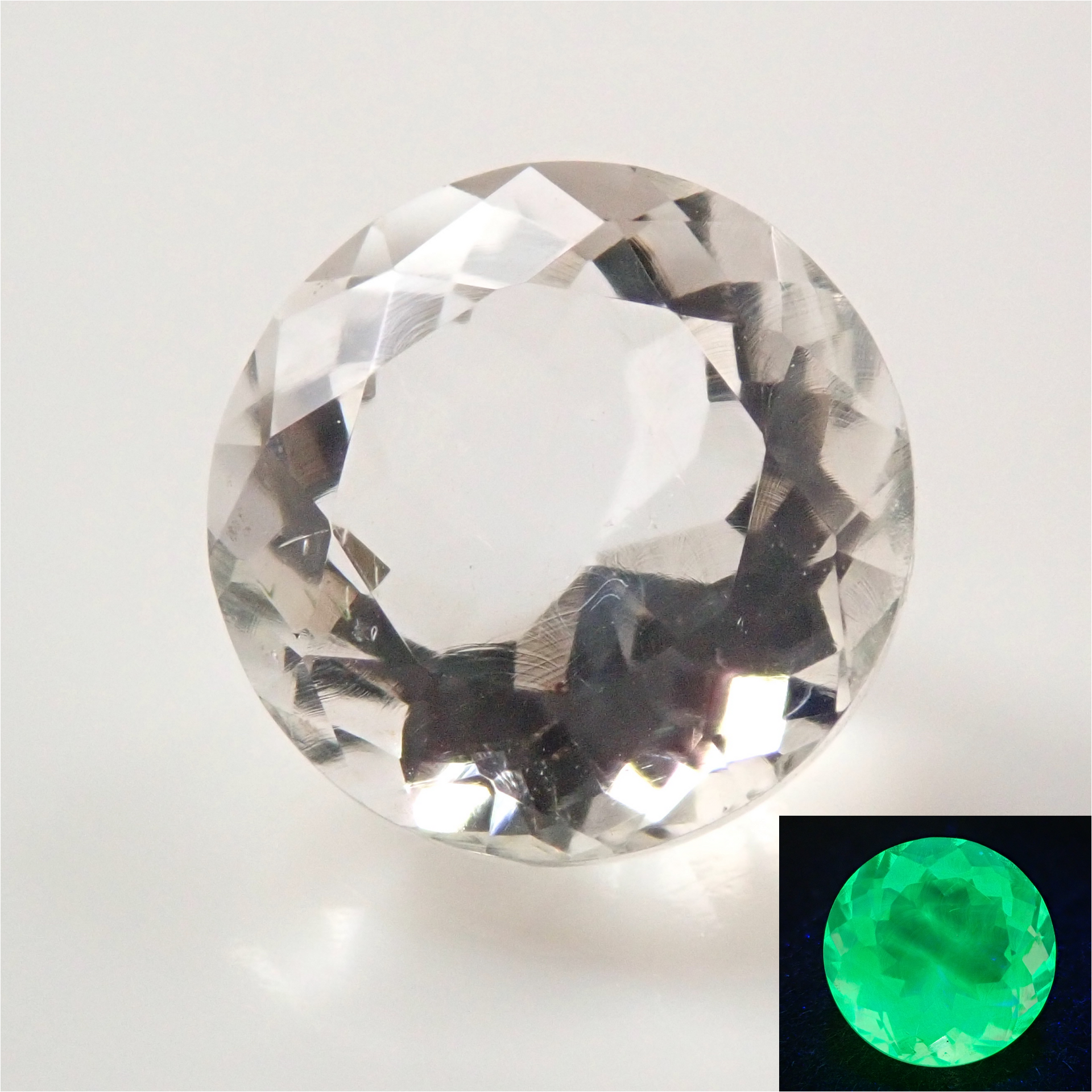 M0402-2)4.6mmハイアライトオパール 0.293ct 宝石ルース M0402-2)4.6mmハイアライトオパール 0.293ct 宝石ルース