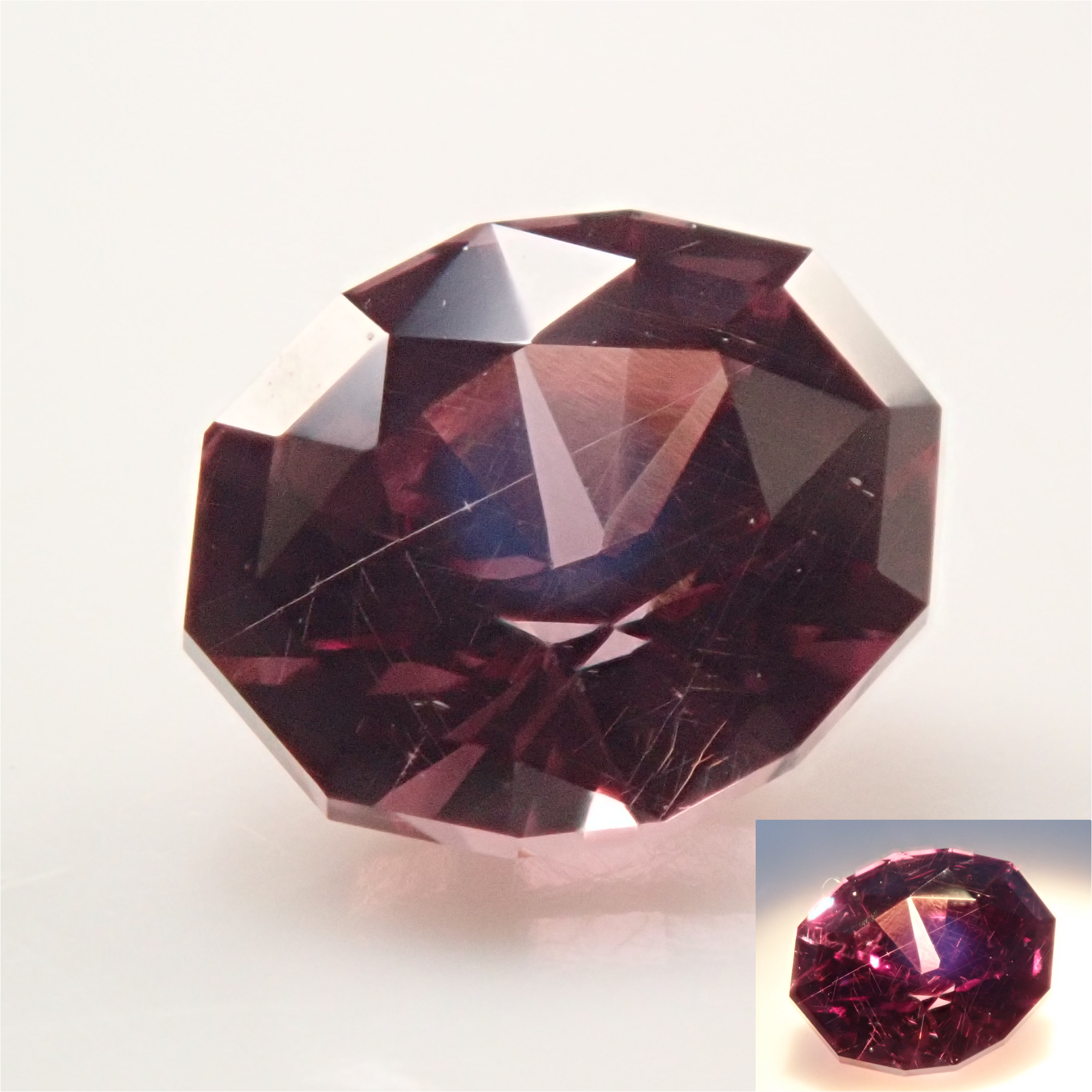 【2/26 22時販売】タンザニア産カラーチェンジガーネット 0.607ctルース