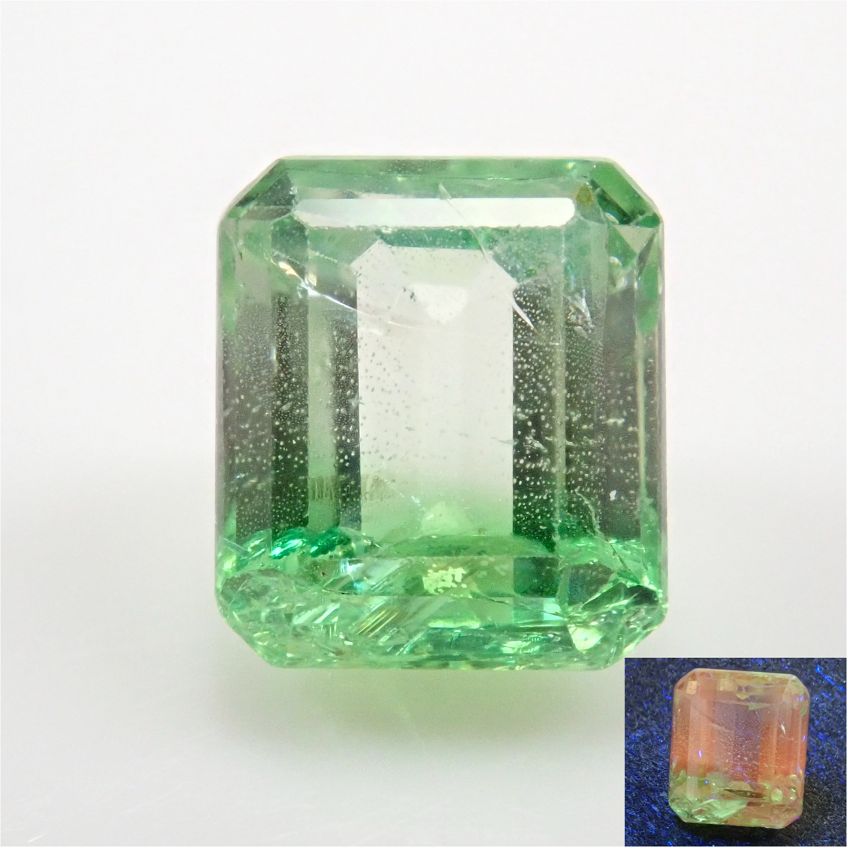 タンザニア産：ツァボライト タンザニア産 ツァボライト（グロッシュラーガーネット）の原石