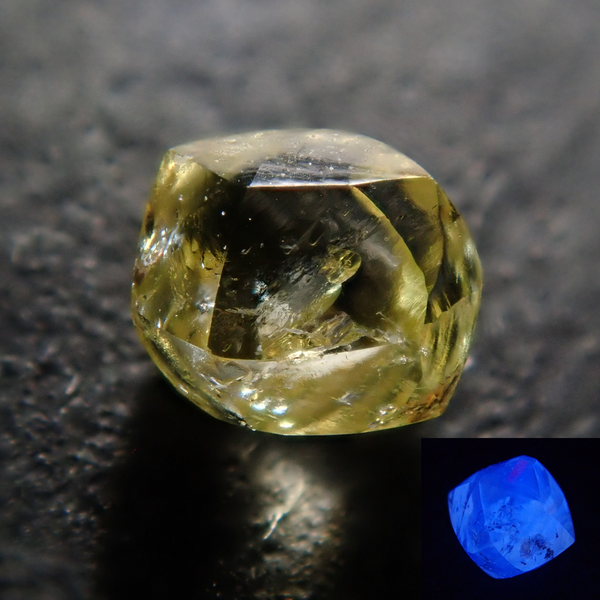 Yellow diamond rough (makeable) 0.203ct rough