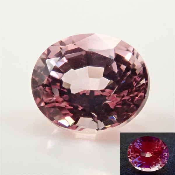 ドラゴンガーネット 0.754ctルース