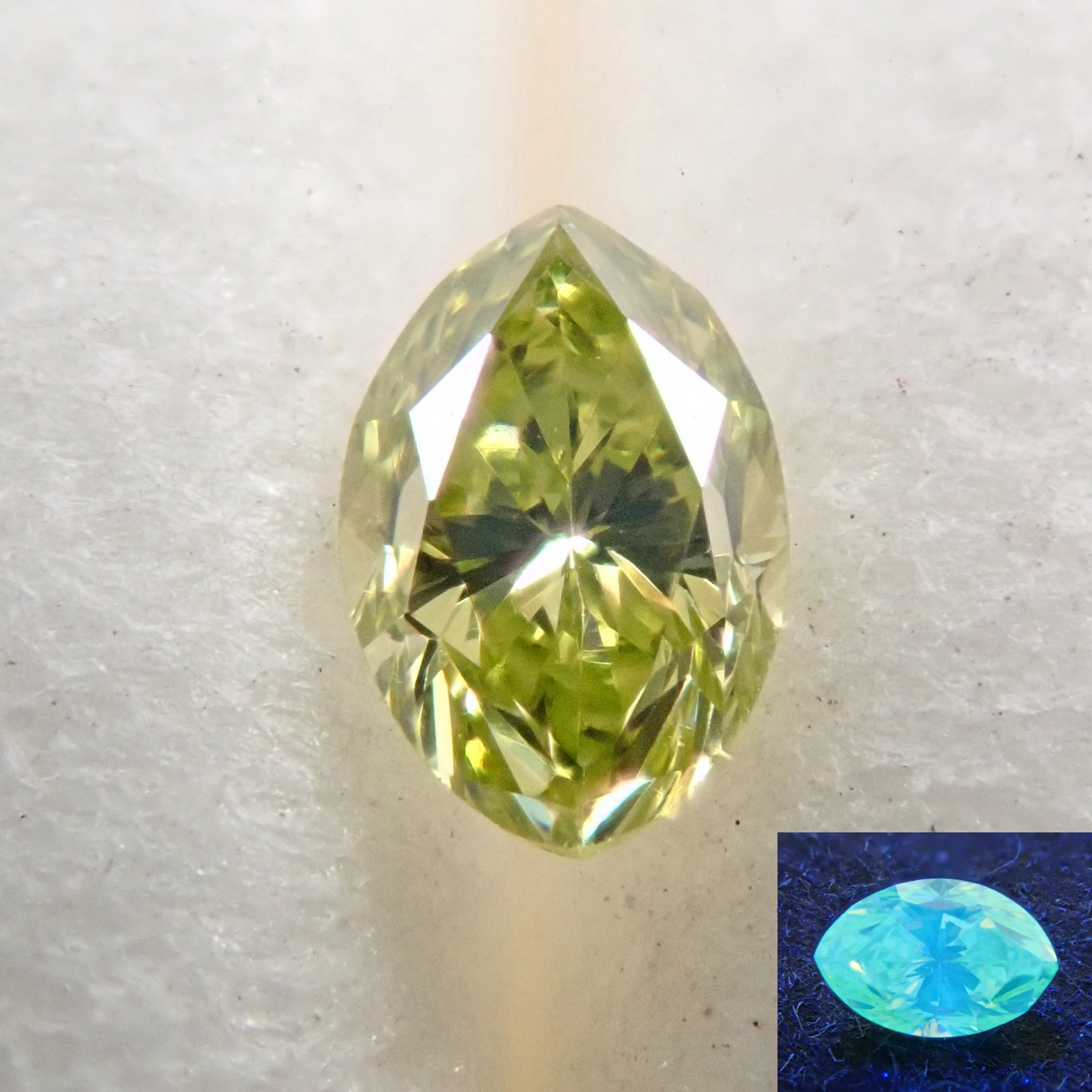 Peridot green diamond (treatment) 0.071ct loose (equivalent to VS class)