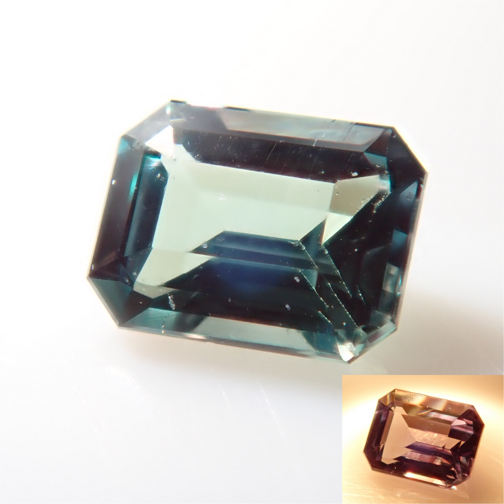 アレクシスエメラルド難あり Brazilian Alexandrite 0.054ct loose stone